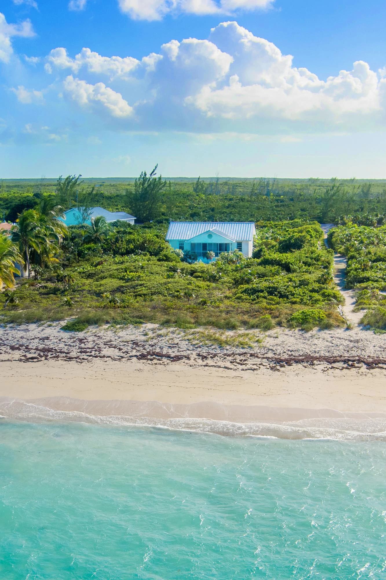 VACATION HOME STEPS FROM A PRISTINE N.CAICOS BEACH