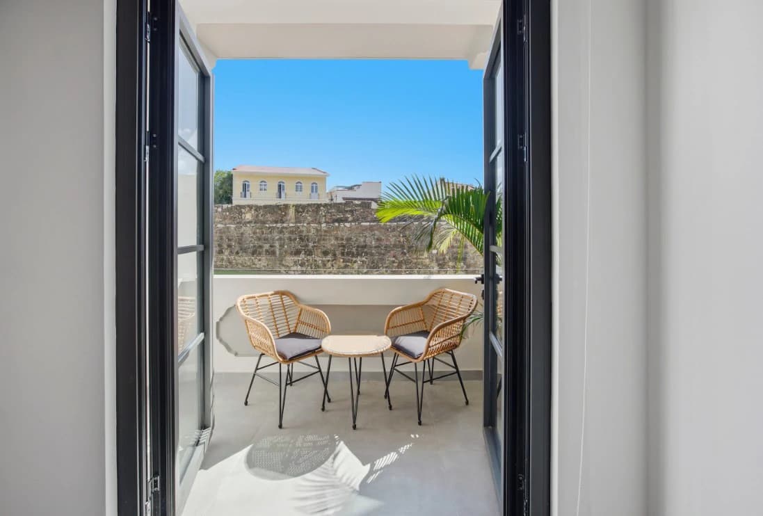 MANSIÓN BALUARTE Historic Casco Living with Investment Potential - photo 7