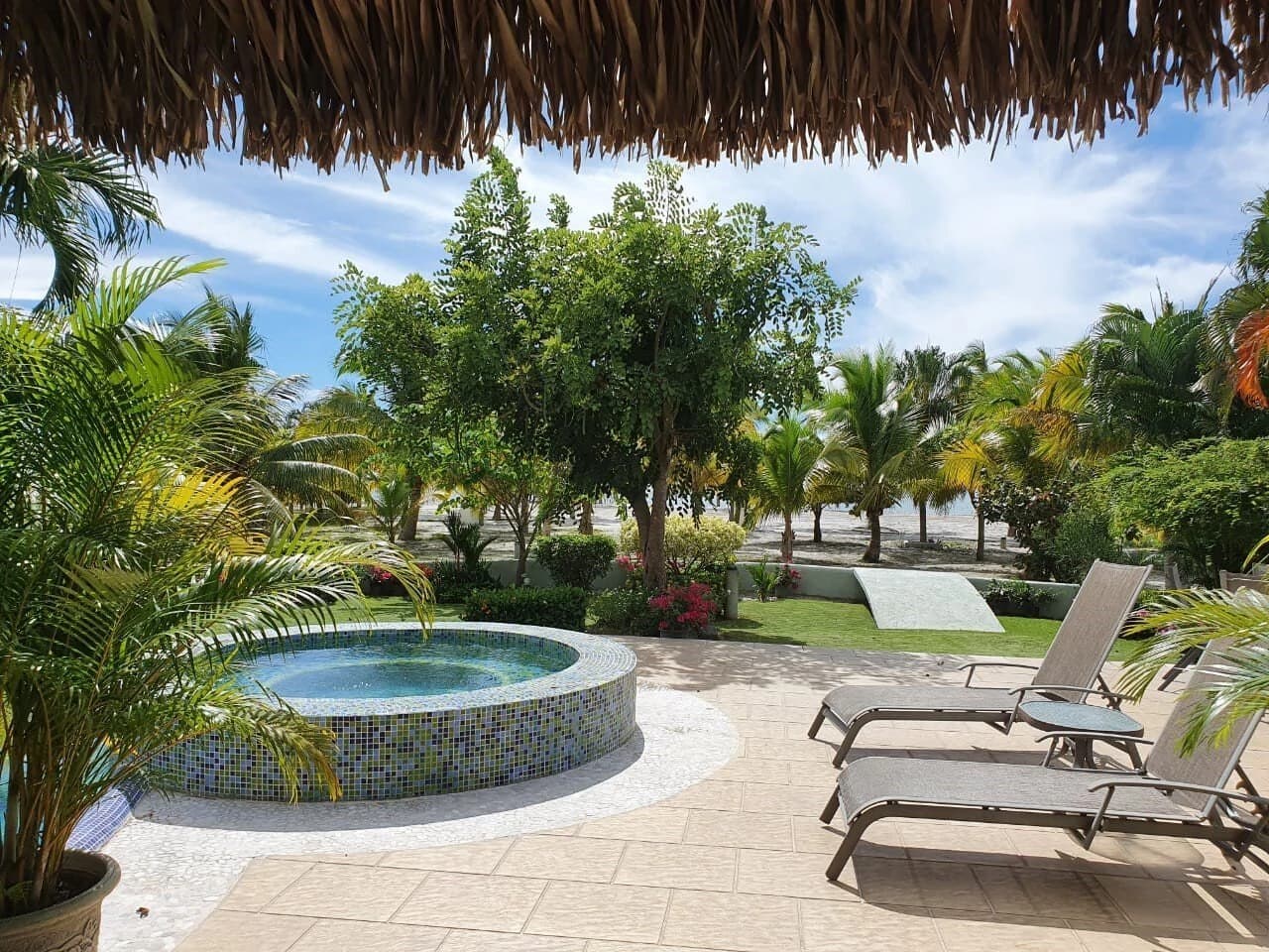 Seafront Estate on 5,000 m2 in Buenaventura - photo 13