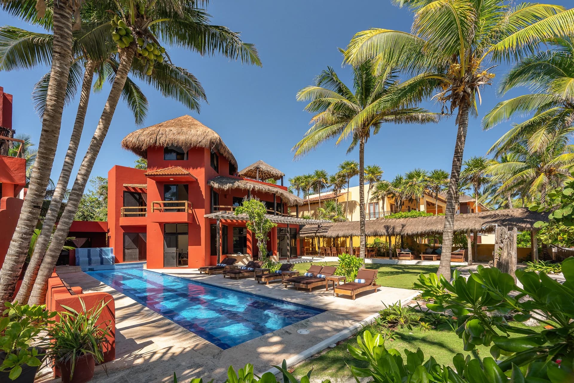 Jade Bay 8 – 8 Bedroom Beachfront Villa - photo 6