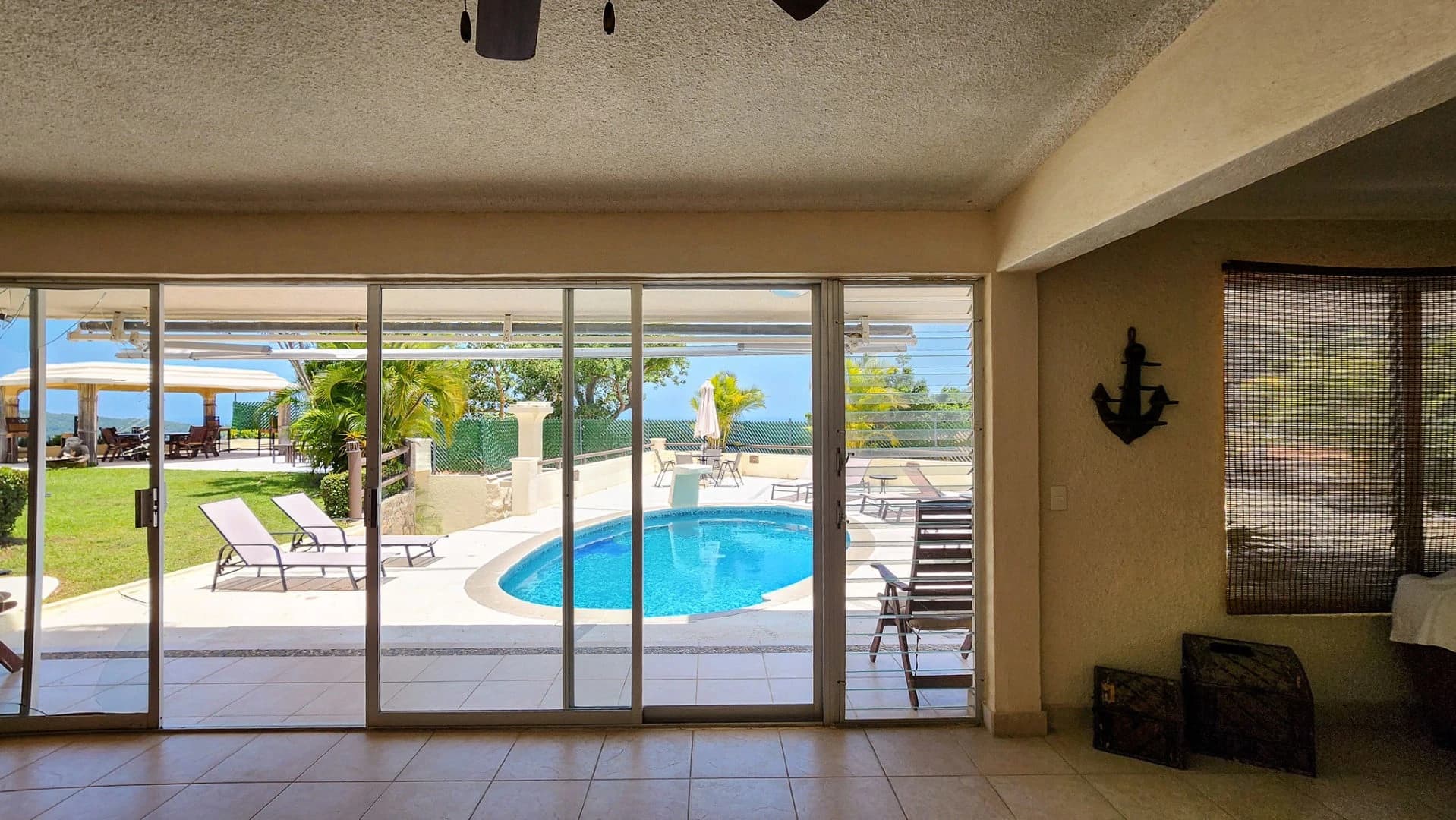 Lomas Del Marques 6 Bedroom Oceanview Home - photo 12