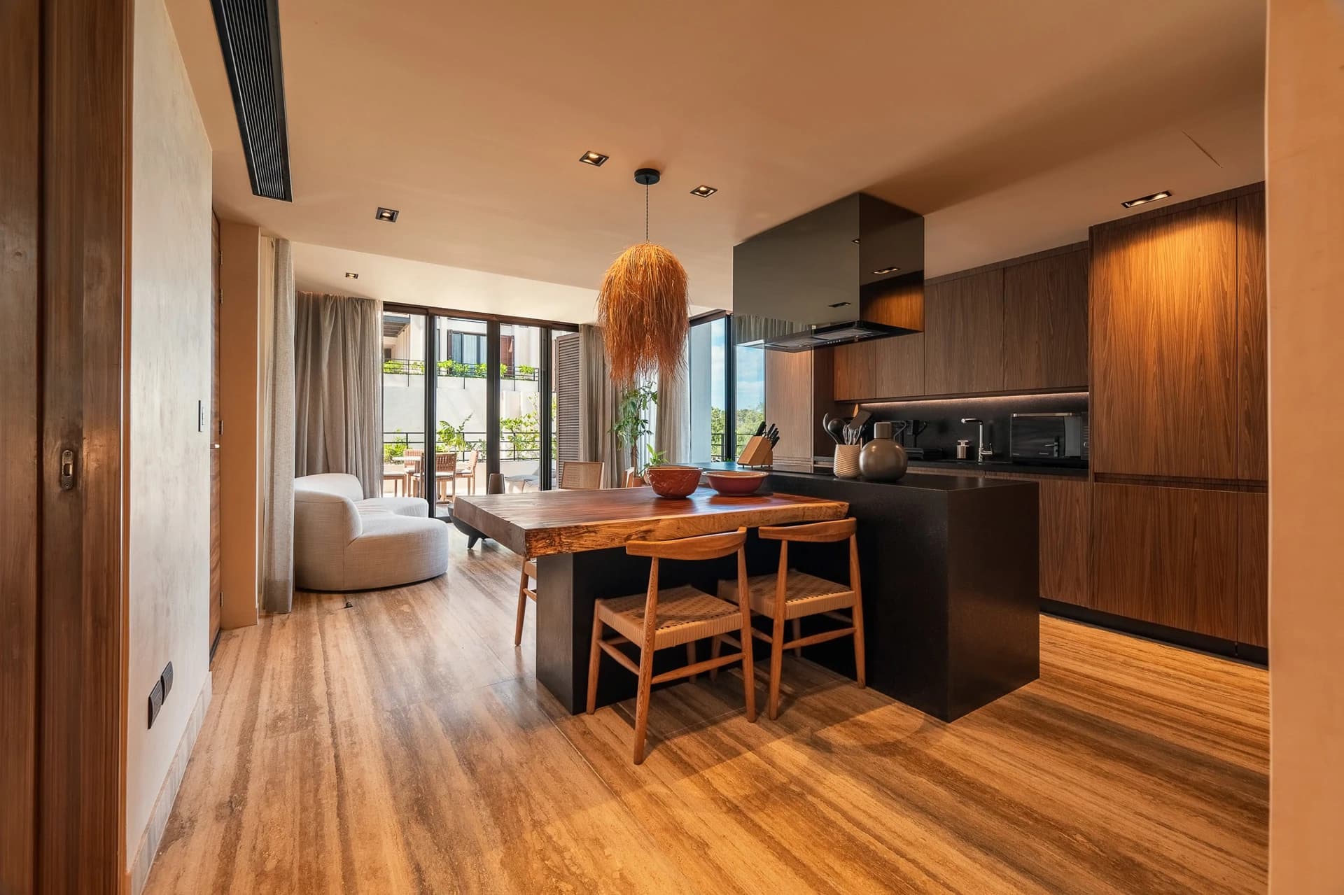 Bespoke 2 Bedroom Condo - photo 15