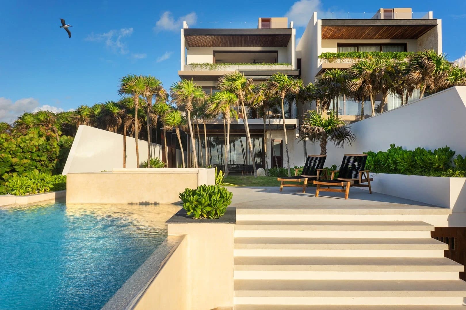 Casa Alina 4 Bedroom Beachfront Home - photo 2