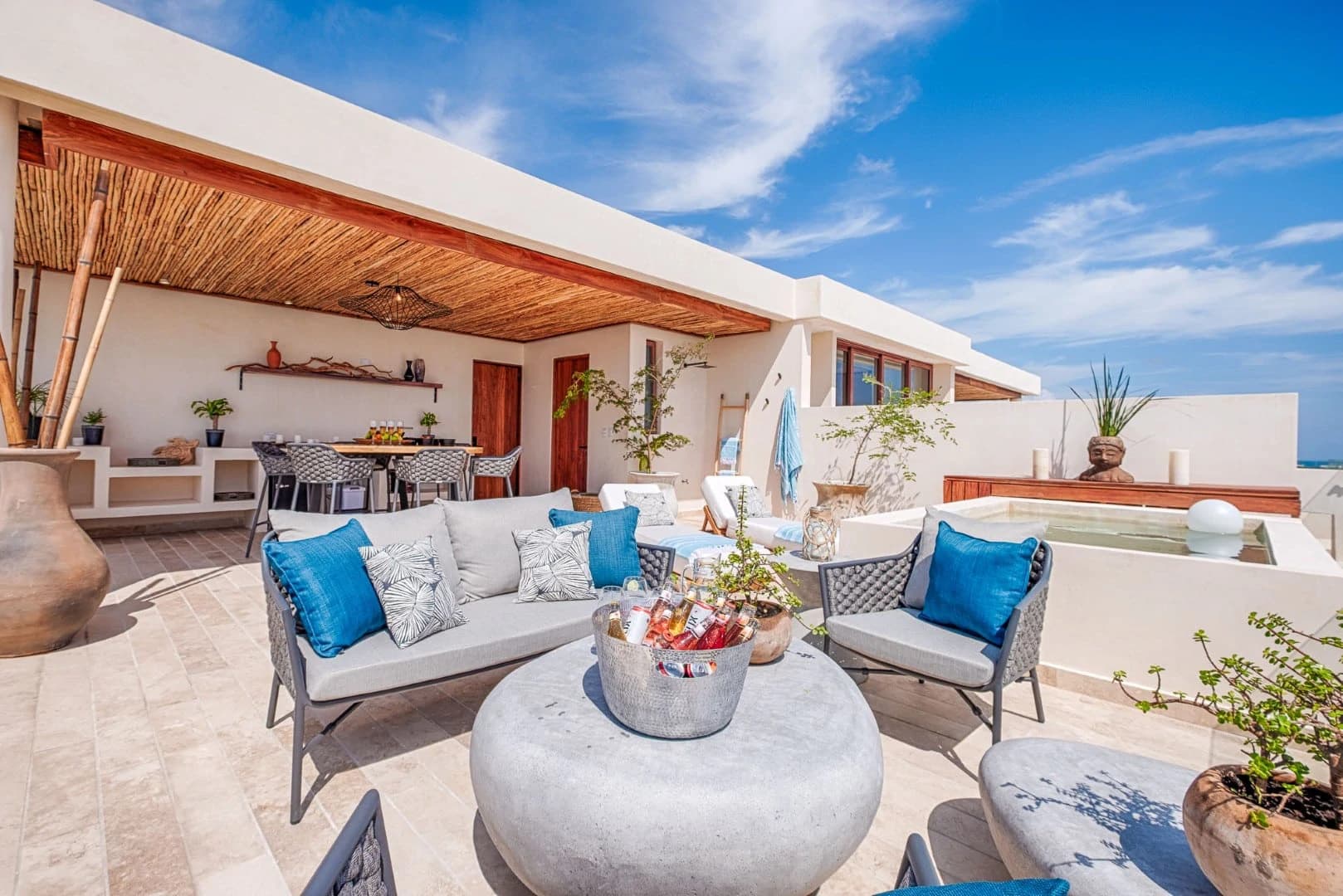 Kaoba 3 Bedroom Beachfront Penthouse - photo 31