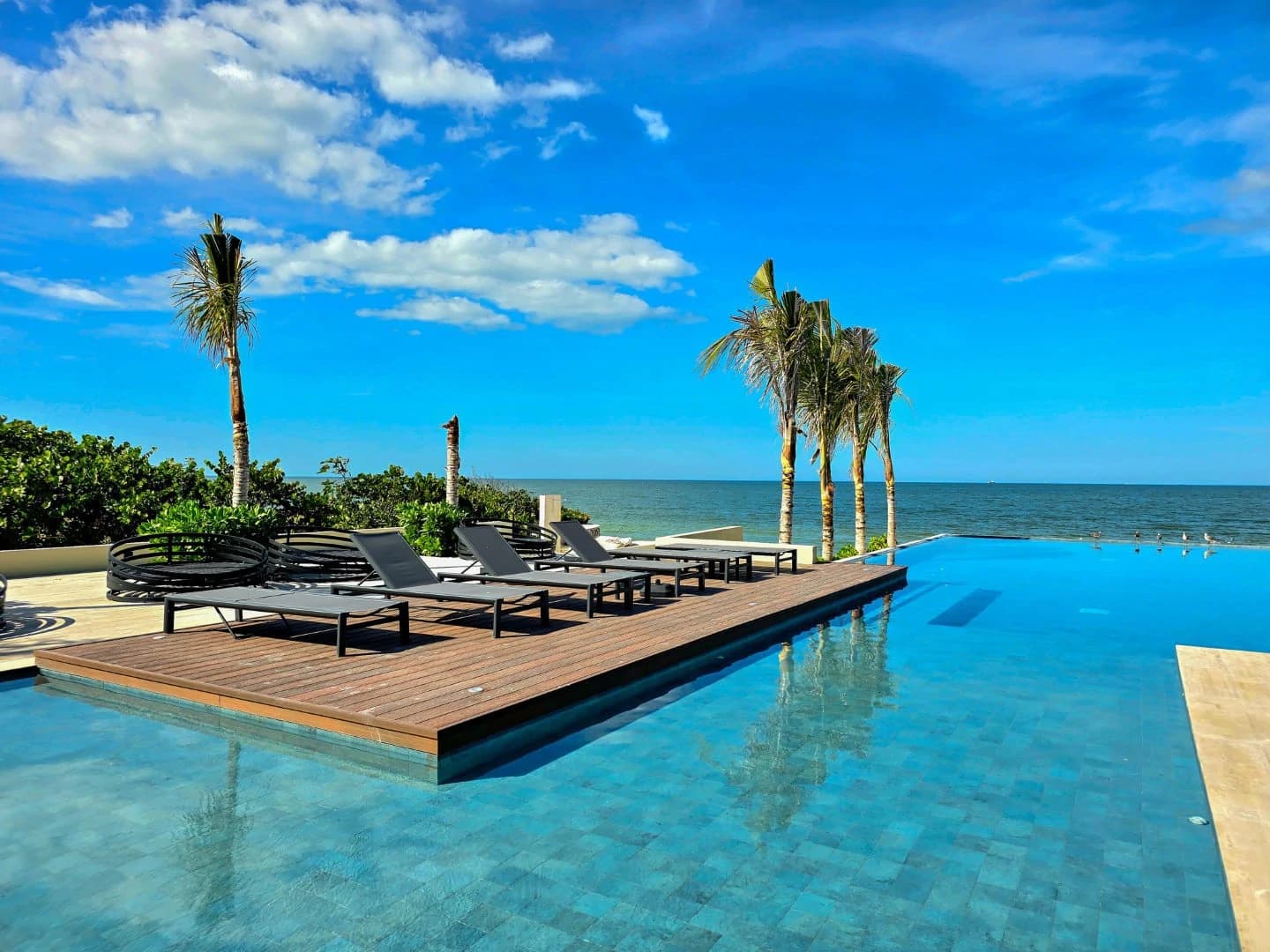 Catavento 3 Bedroom Beachfront Condo - photo 3