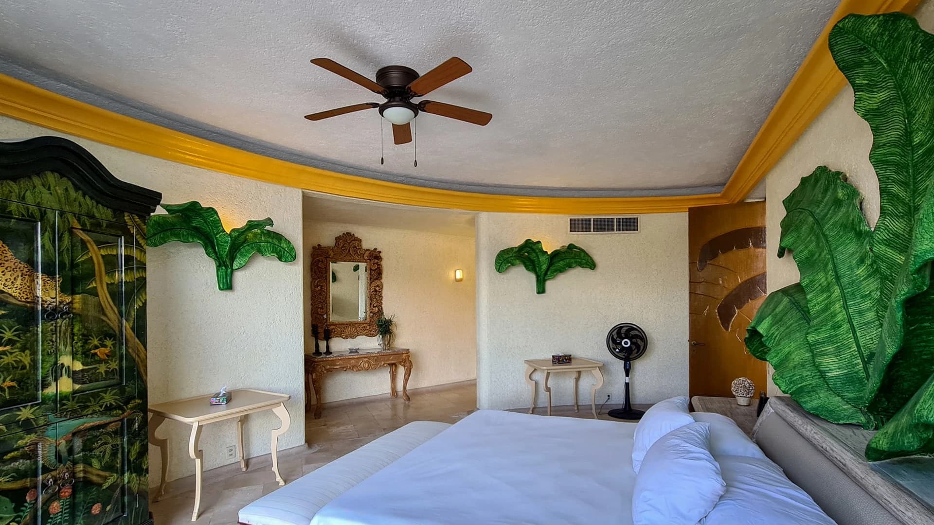 Carey 4 Bedroom Oceanview Villa - photo 18