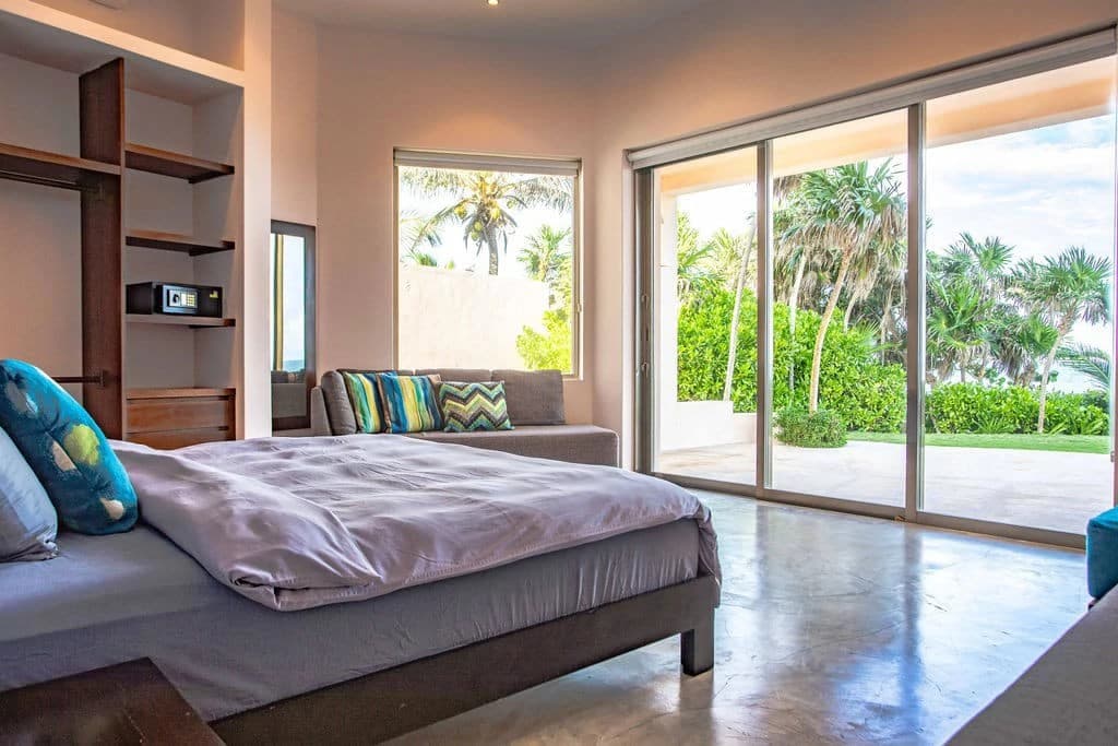Fantasea 9 – 8 Bedroom Beachfront Villa - photo 20