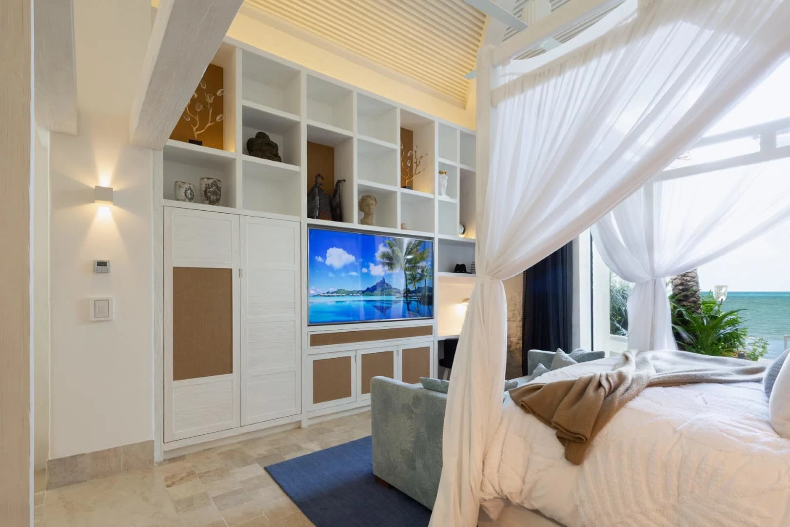 High-Performing Cancun Beachfront Turnkey Villa - photo 32