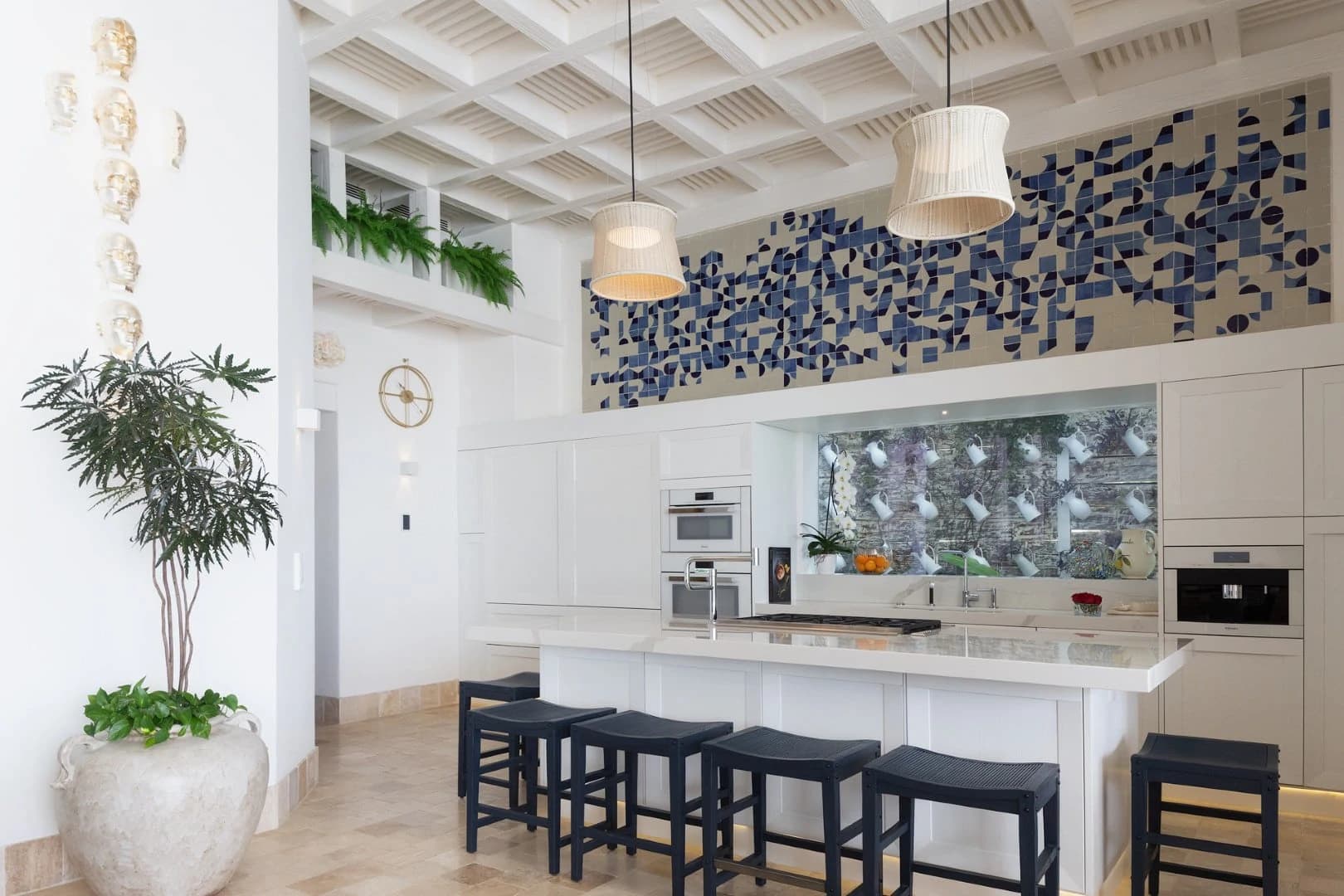 High-Performing Cancun Beachfront Turnkey Villa - photo 22