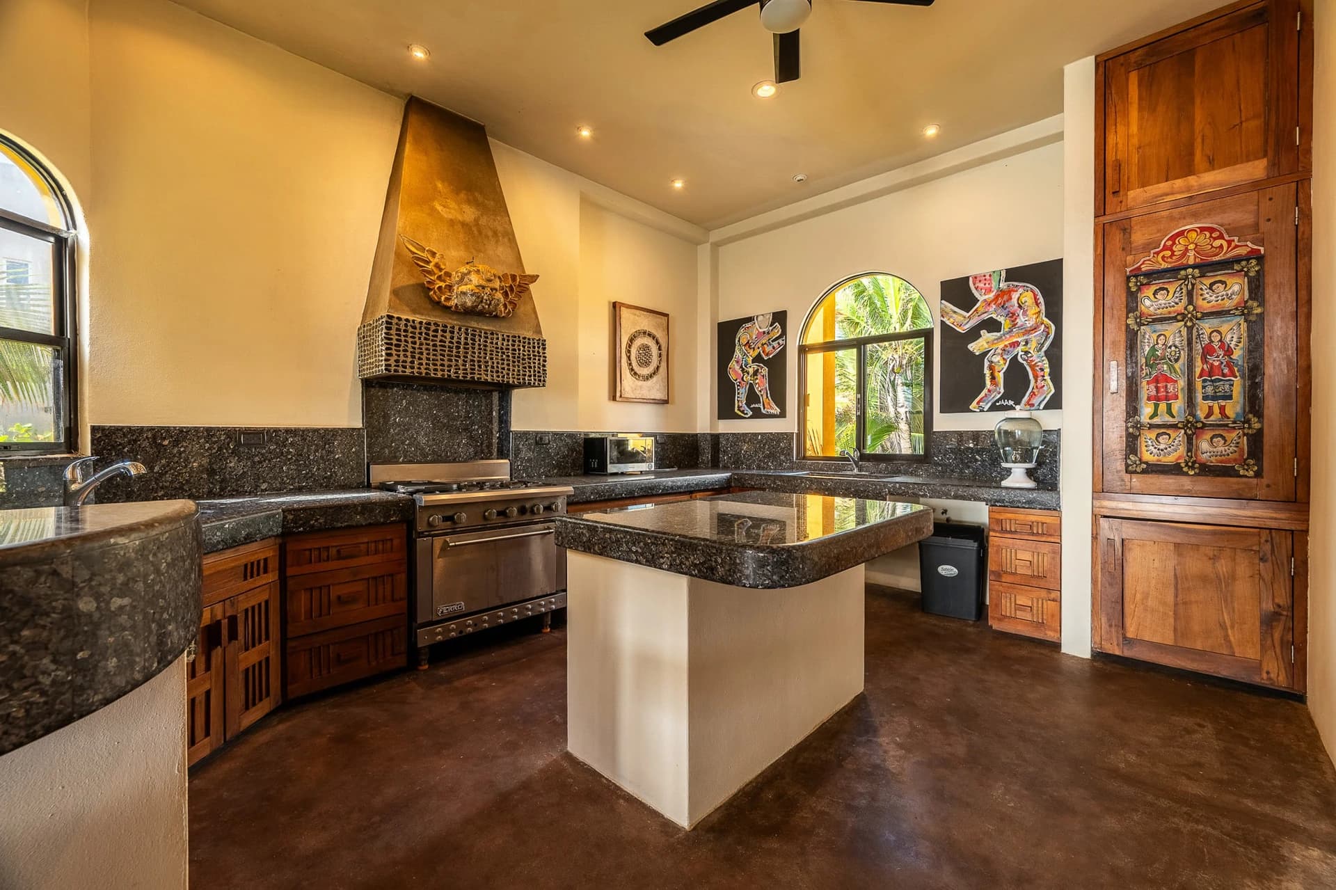 Punta Sur 9 Bedroom Oceanfront Home - photo 18