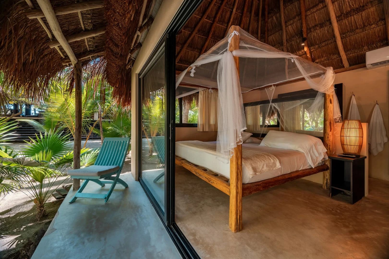 Casa Chic 7 Bedroom Beachfront Villa - photo 80