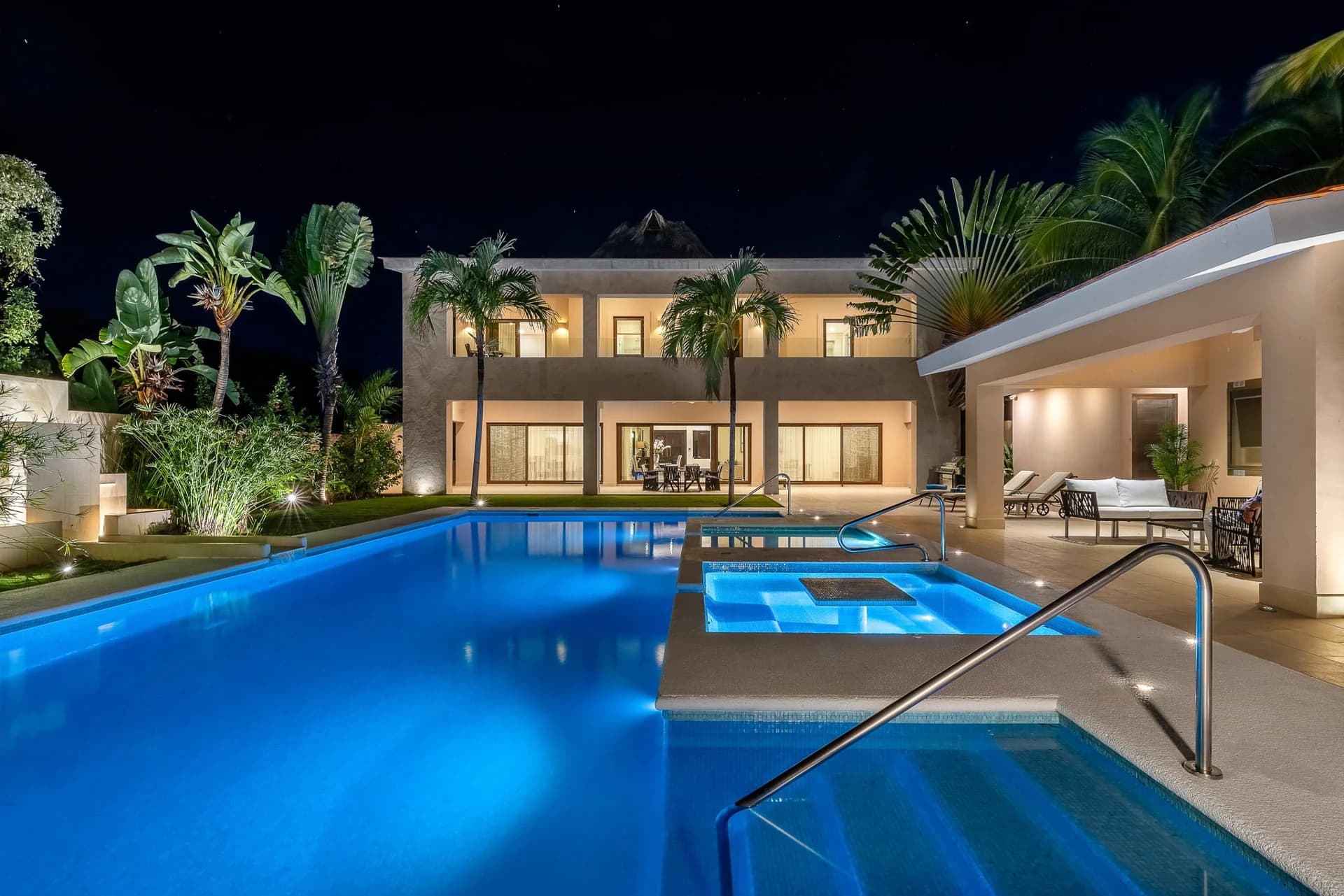 Marina Palms 5 Bedroom Waterfront Villa - photo 2