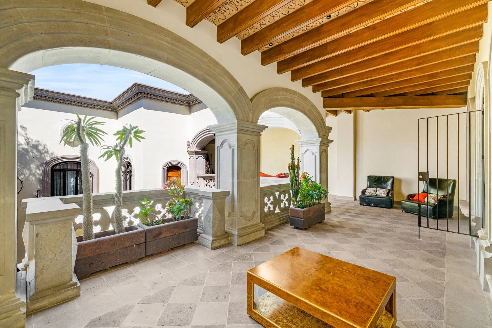 Casa 28 De Abril 5 Bedroom Villa - photo 36