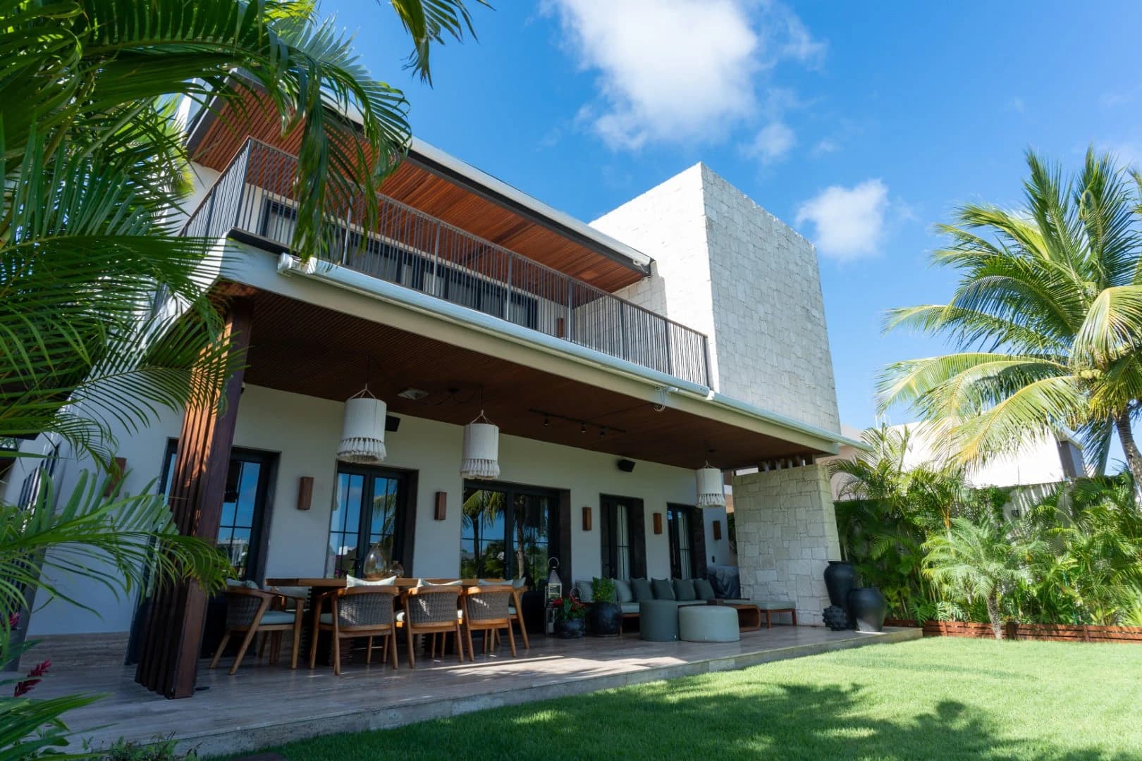 Villa Flamingos 4 Bedroom Waterfront Home - photo 18