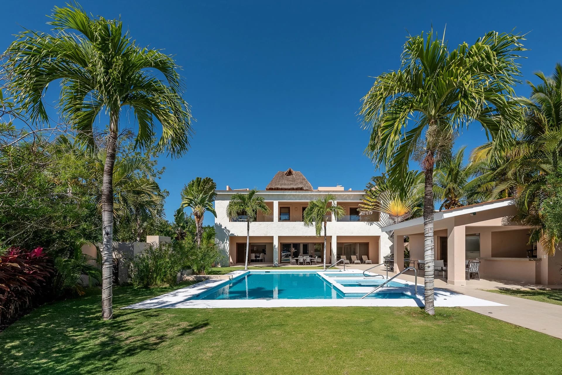 Marina Palms 5 Bedroom Waterfront Villa - photo 7