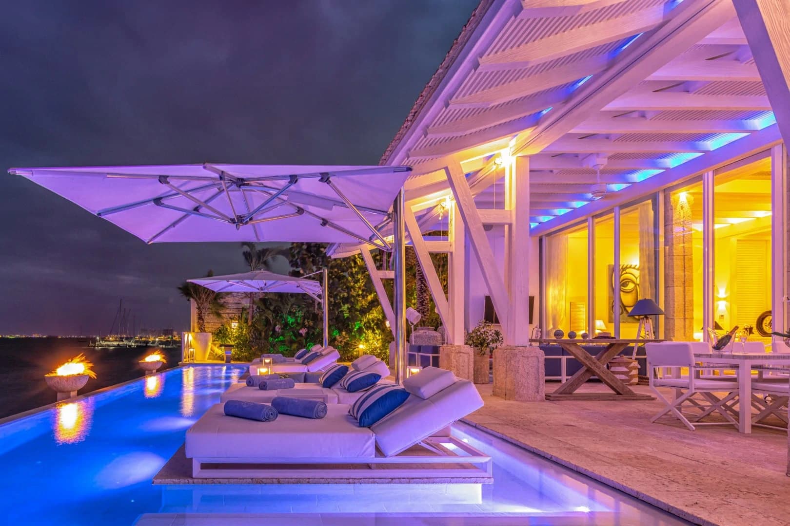 High-Performing Cancun Beachfront Turnkey Villa - photo 16
