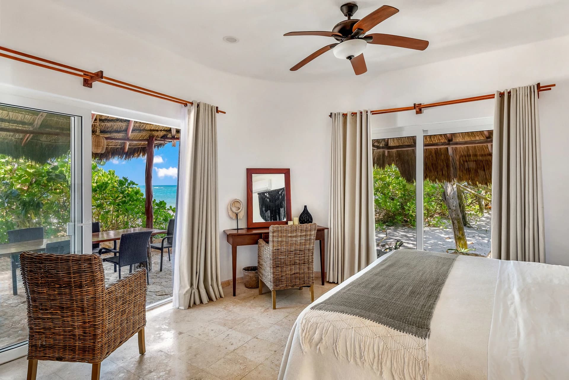 Casa Sofia 5 Bedroom Beachfront Villa - photo 34
