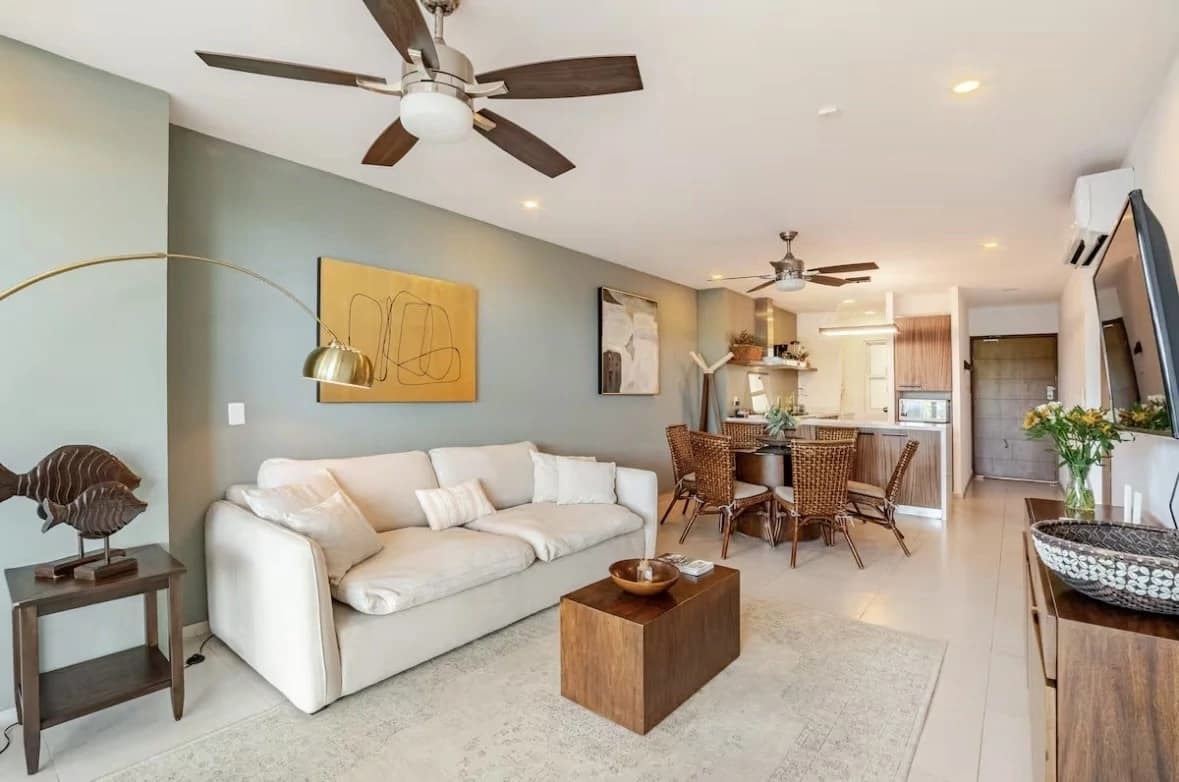 Amara 2 Bedroom Beachfront Condo - photo 12