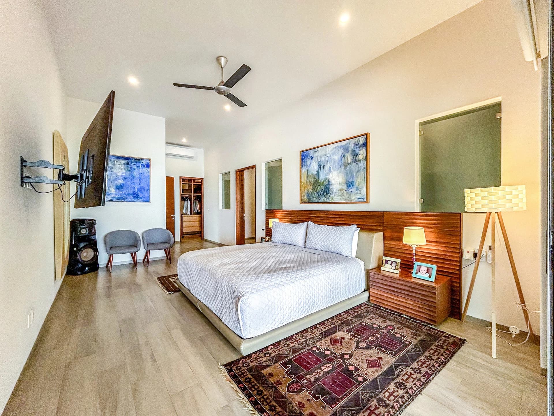 Villa Montecarlo 4 Bedroom Oceanfront Home - photo 26