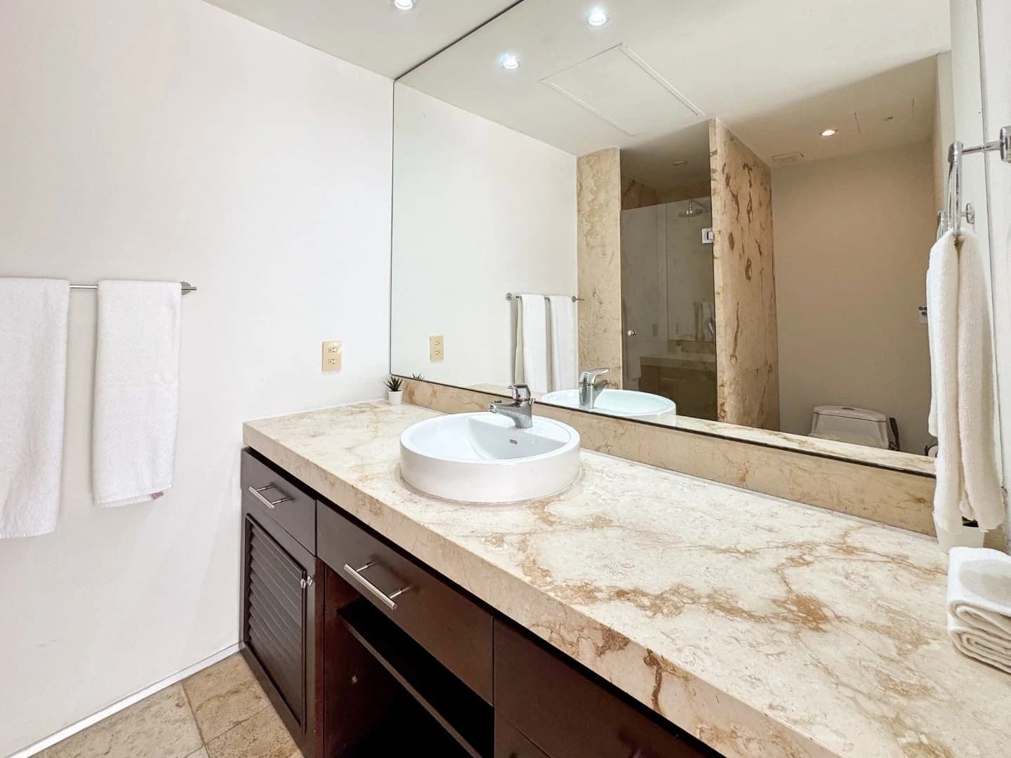 Magia 2 Bedroom Condo - photo 22