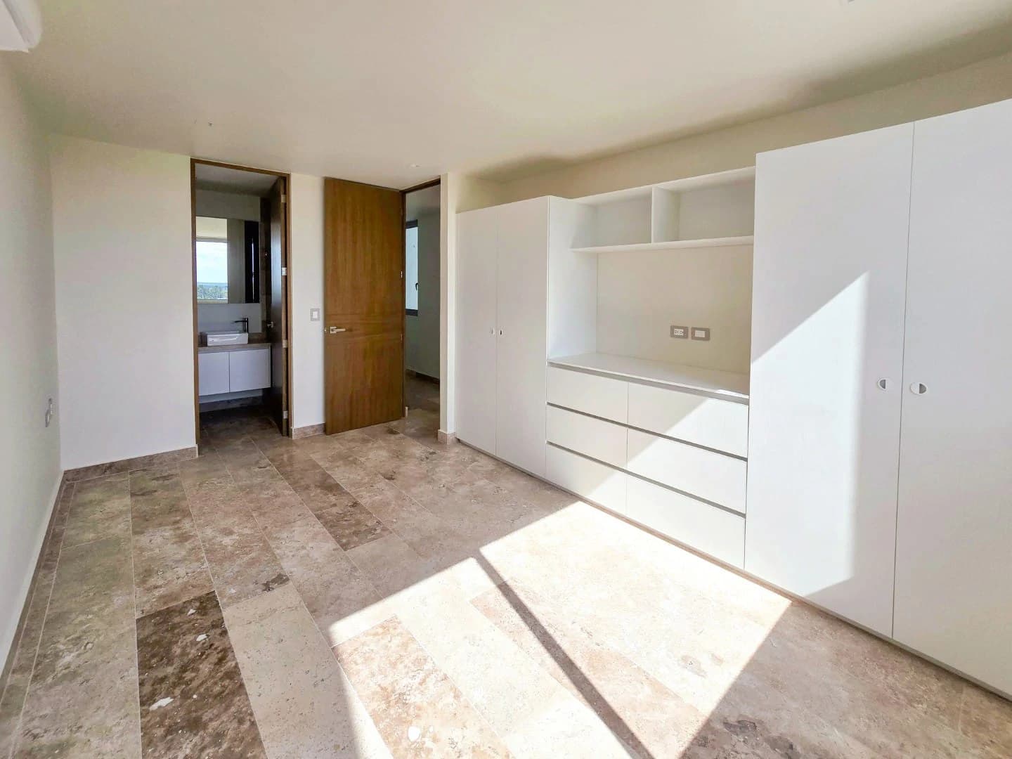 Catavento 3 Bedroom Beachfront Condo - photo 15