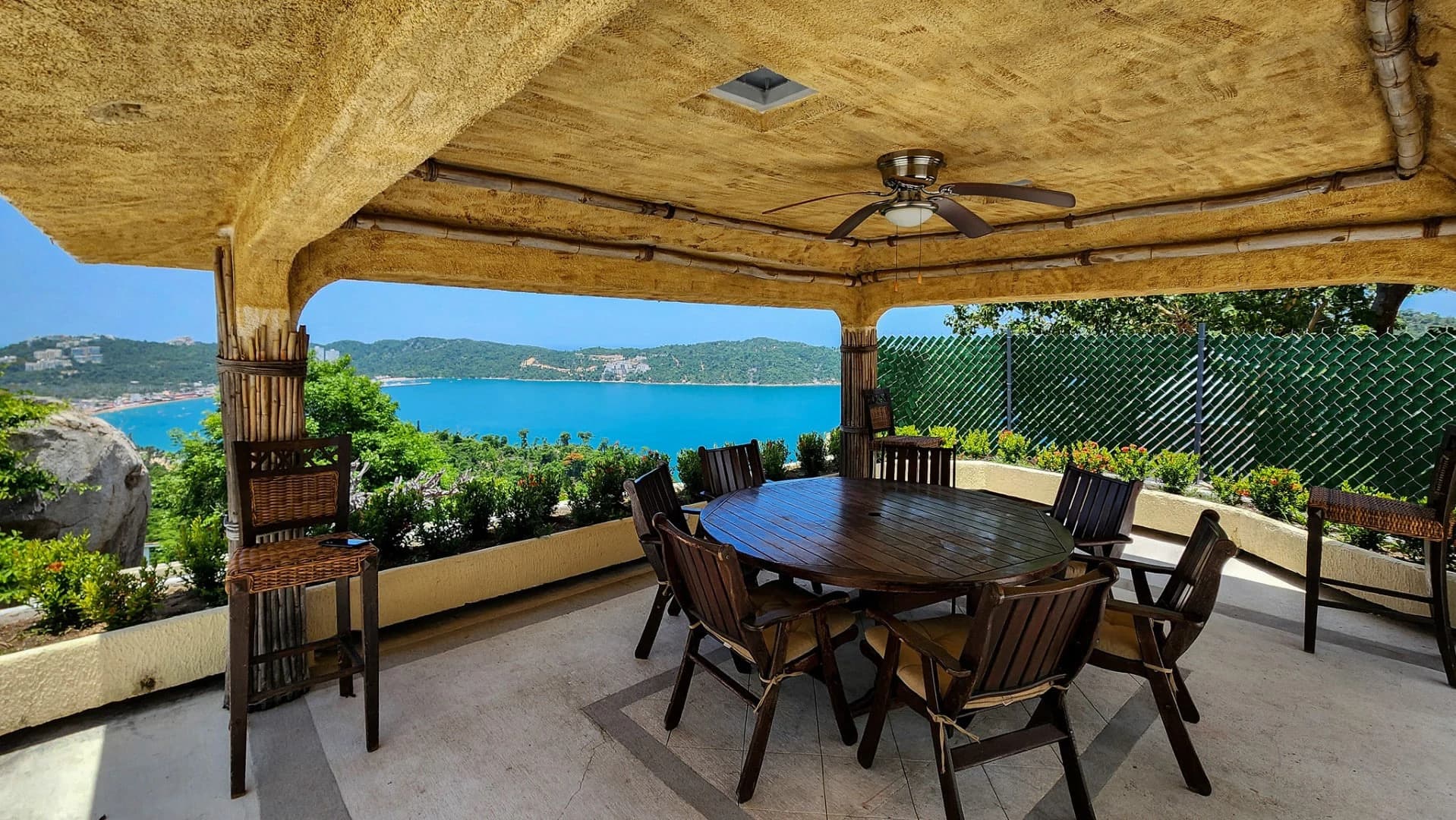Lomas Del Marques 6 Bedroom Oceanview Home - photo 6