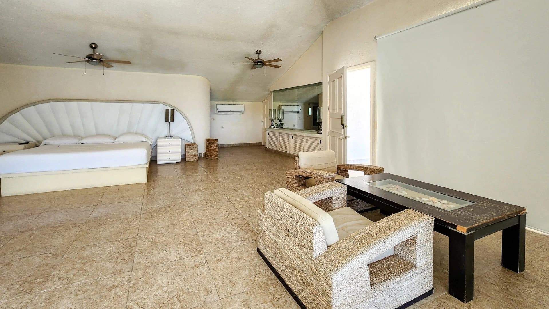Lomas Del Marques 6 Bedroom Oceanview Home - photo 16