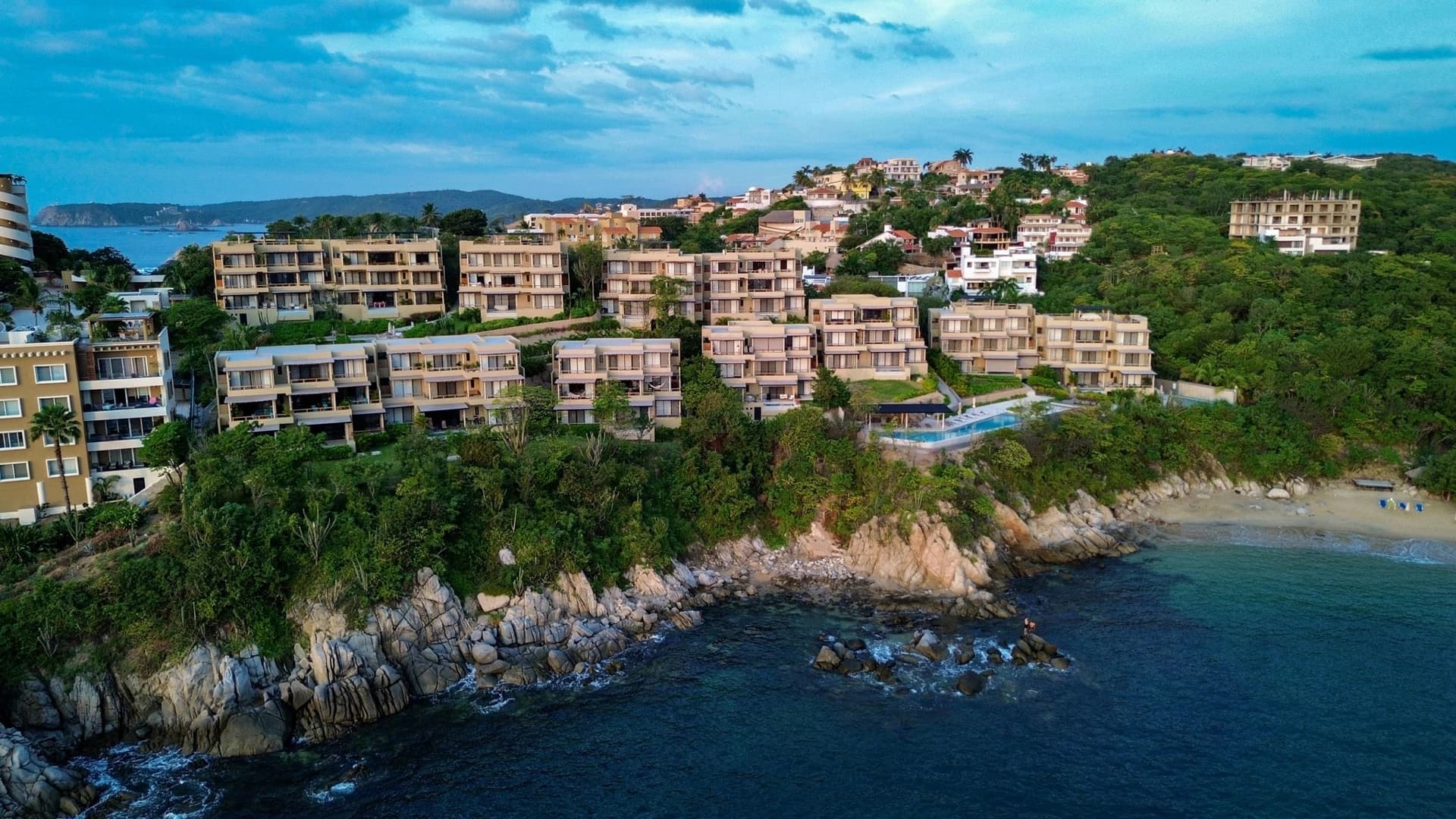 Amanecer 2 Bedroom Oceanview Penthouse - photo 43