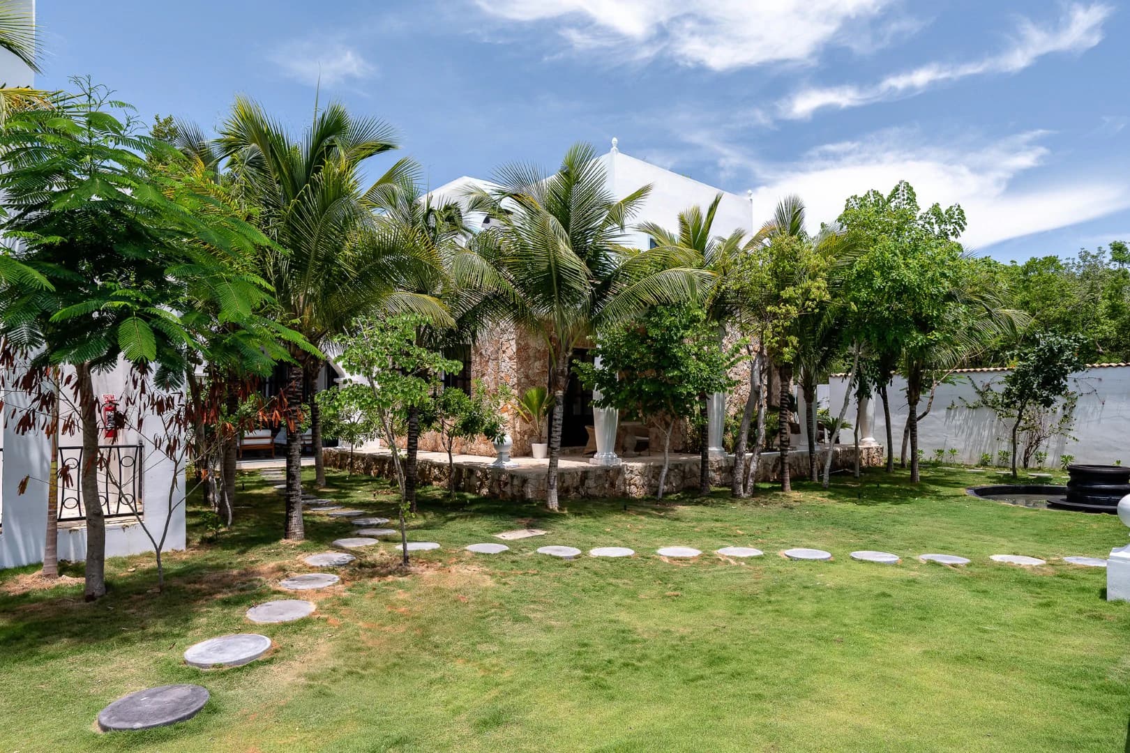 Rae’s Villa - photo 35