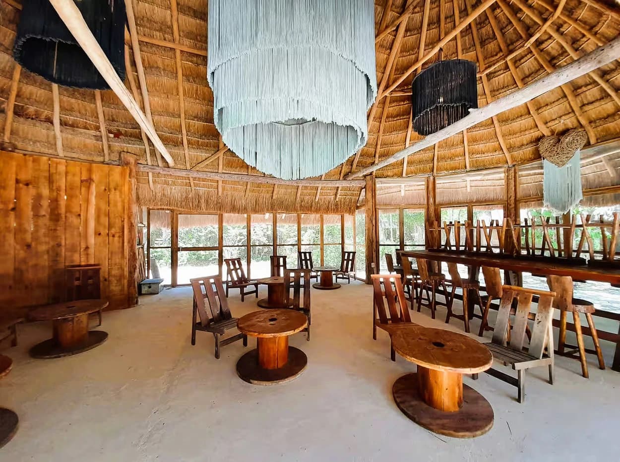 10 Cabin Jungle Retreat - photo 4