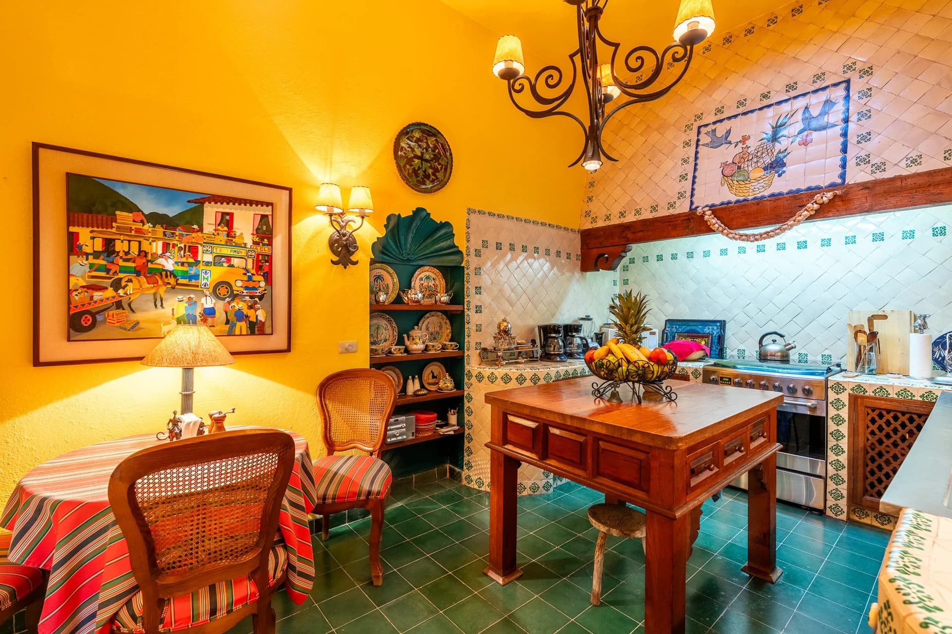 Casa Carolina 3 Bedroom Historic Home - photo 16