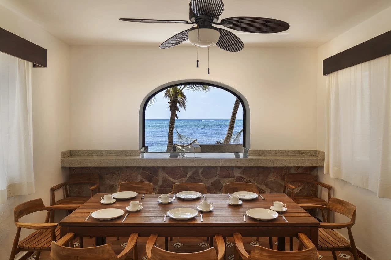 Casa Caracol 4 Bedroom Beachfront Villa - photo 8