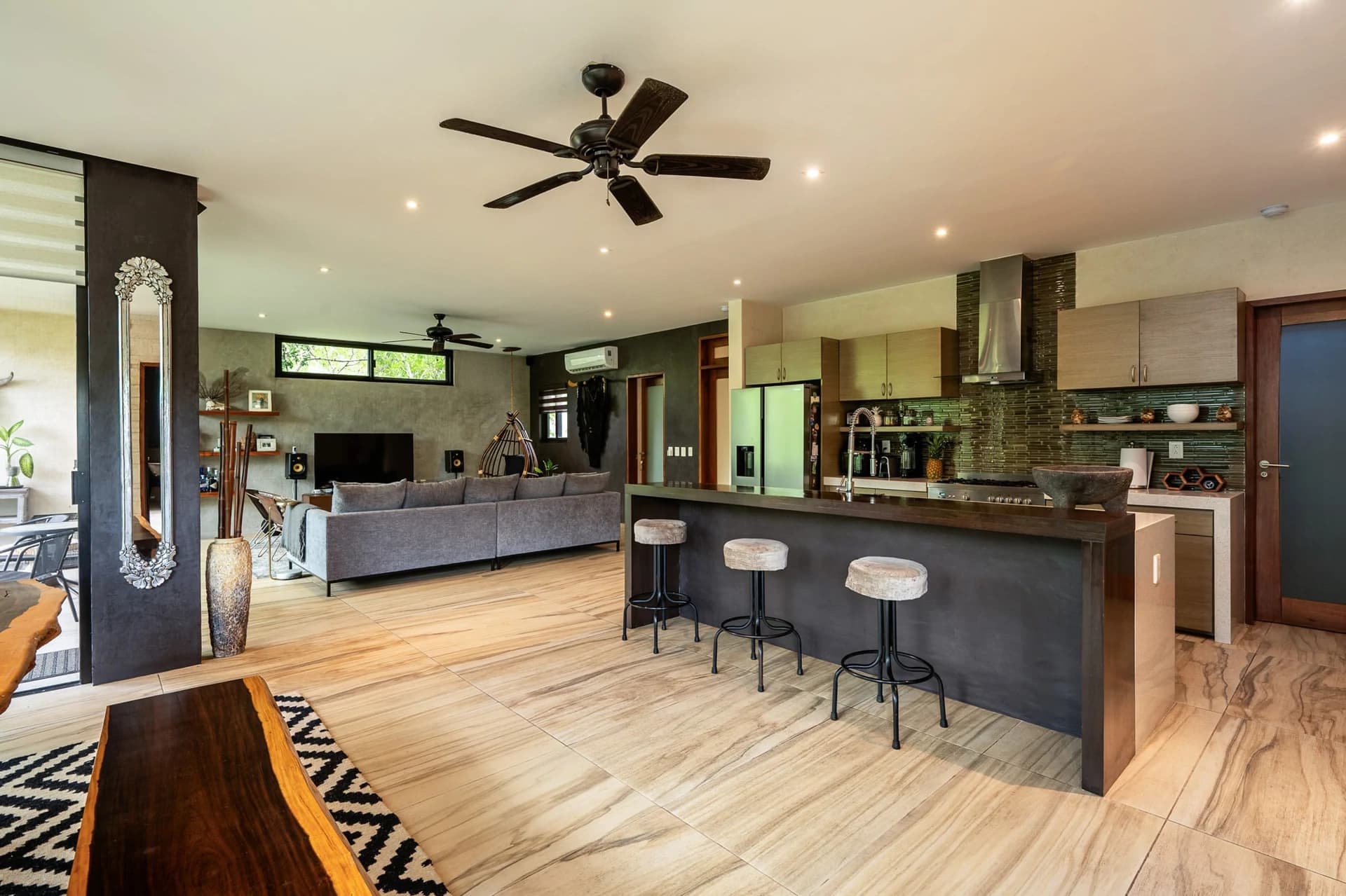 Multi-Unit: 3 Condos + Commercial Space - photo 15