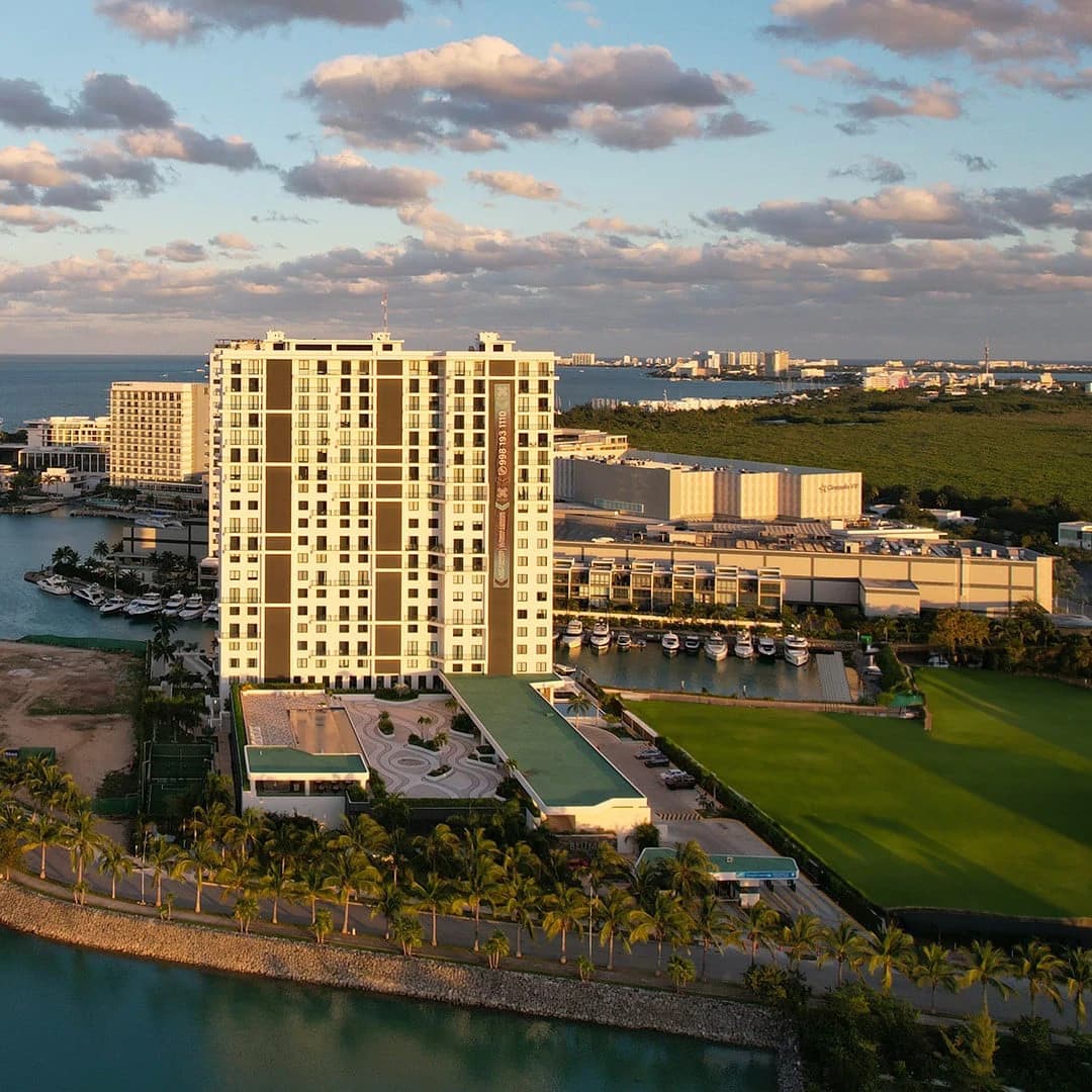 Blume 3 Bedroom Condo - photo 32