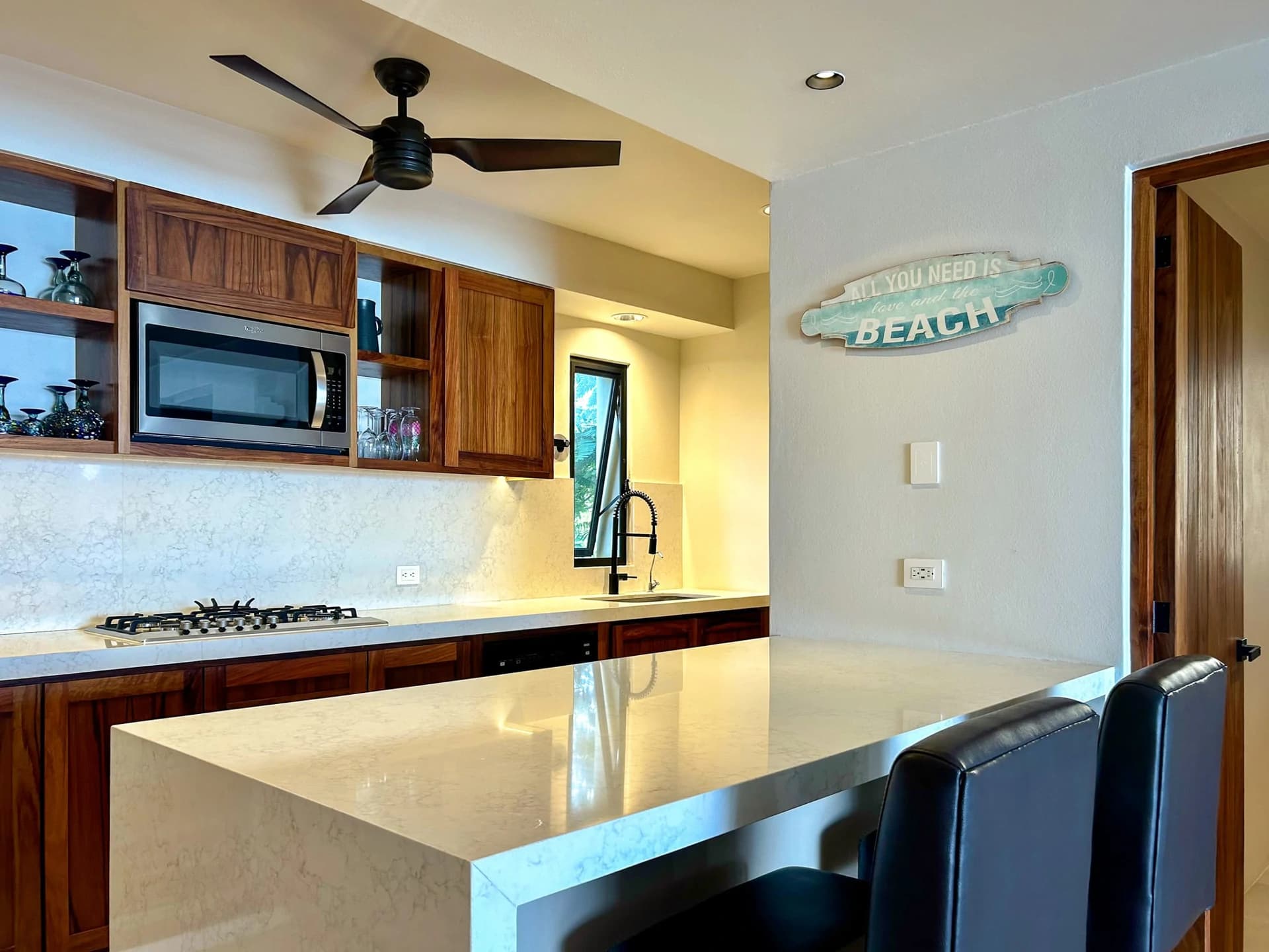 Amanecer 2 Bedroom Oceanview Penthouse - photo 14