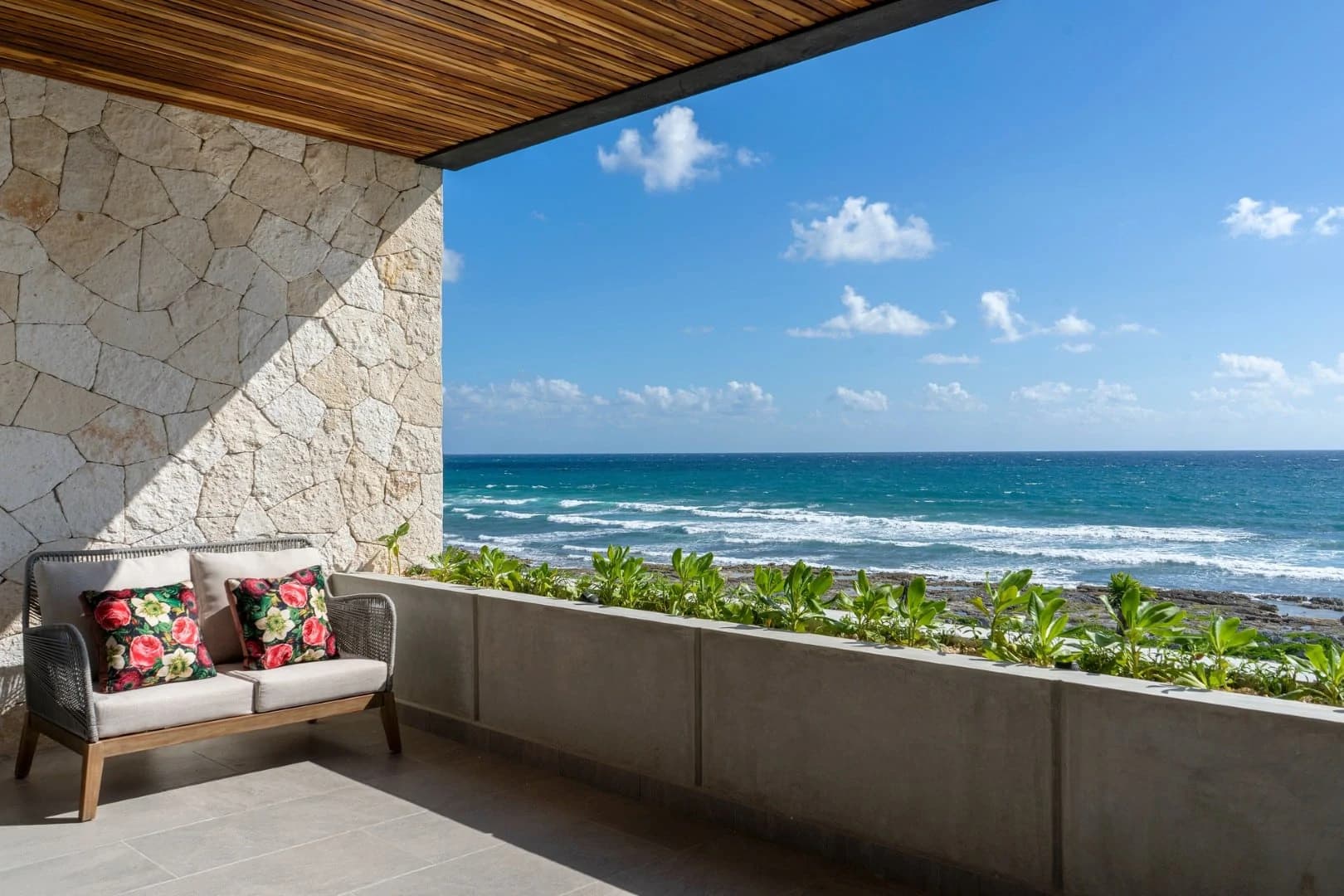 Casa Alina 4 Bedroom Beachfront Home - photo 15