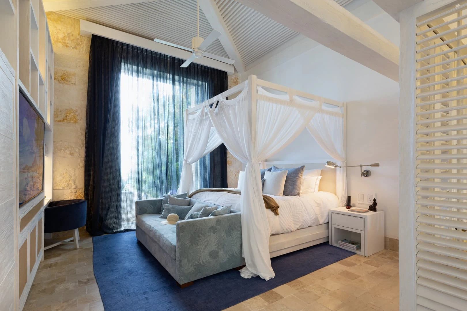 High-Performing Cancun Beachfront Turnkey Villa - photo 40