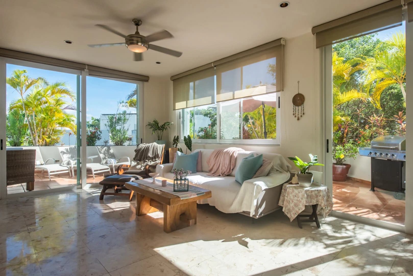 Bosque Los Aluxes 301 Penthouse - photo 2