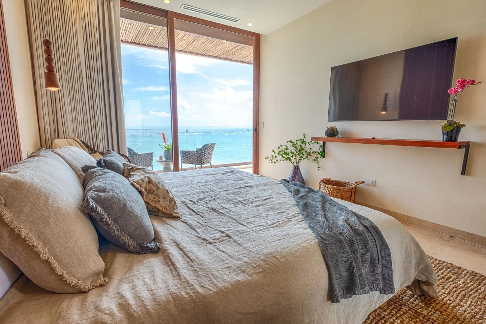 Kaoba 3 Bedroom Beachfront Penthouse - photo 22