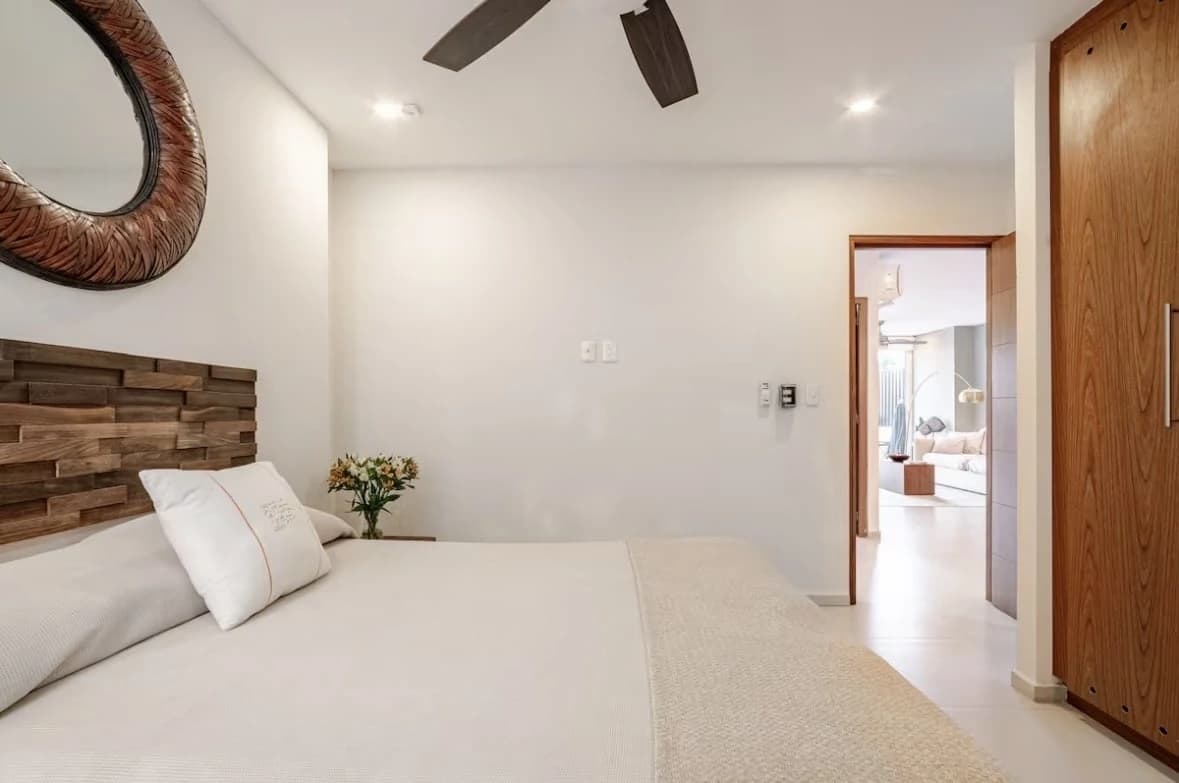 Amara 2 Bedroom Beachfront Condo - photo 9
