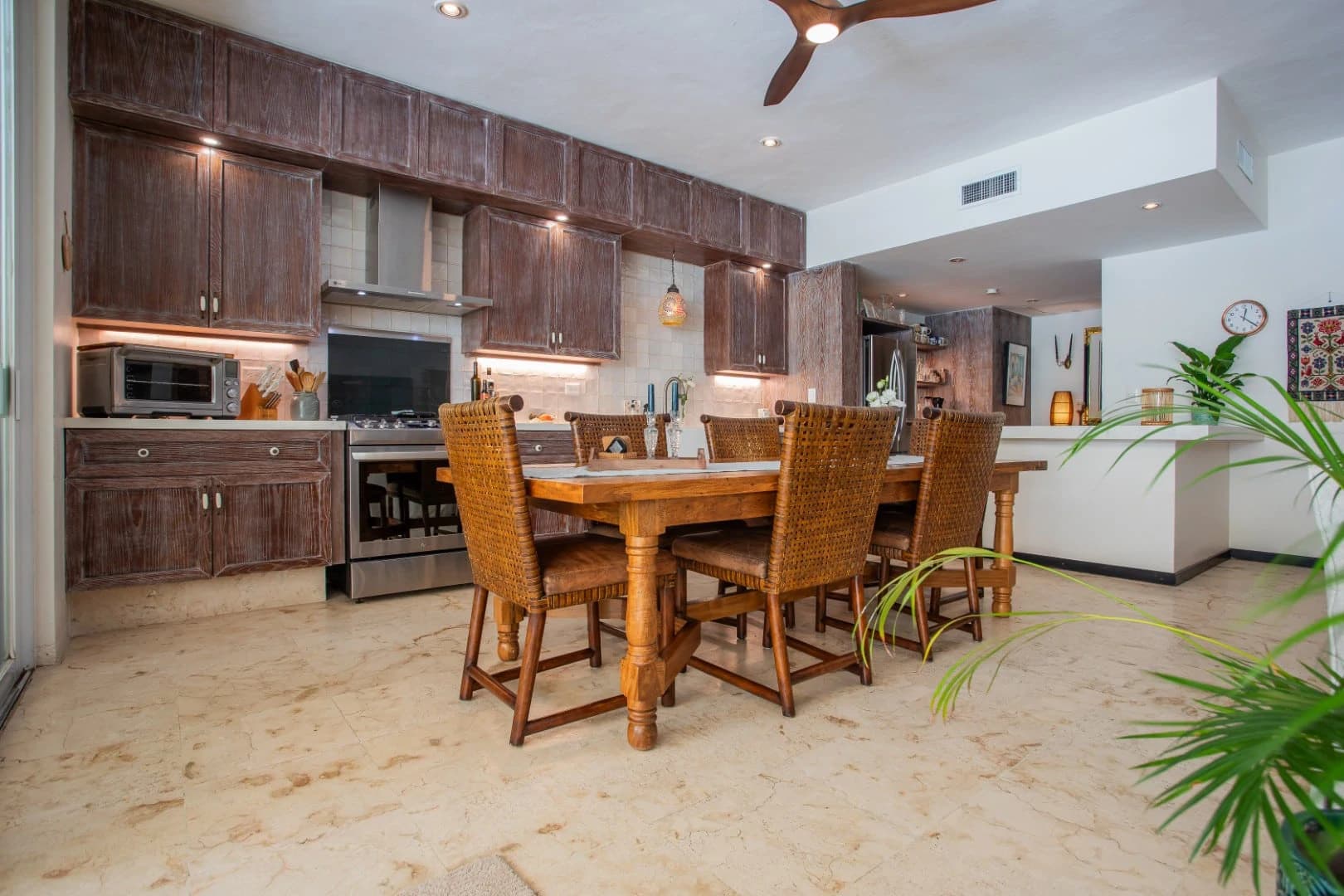 Bosque Los Aluxes 4 Bedroom Condo - photo 4
