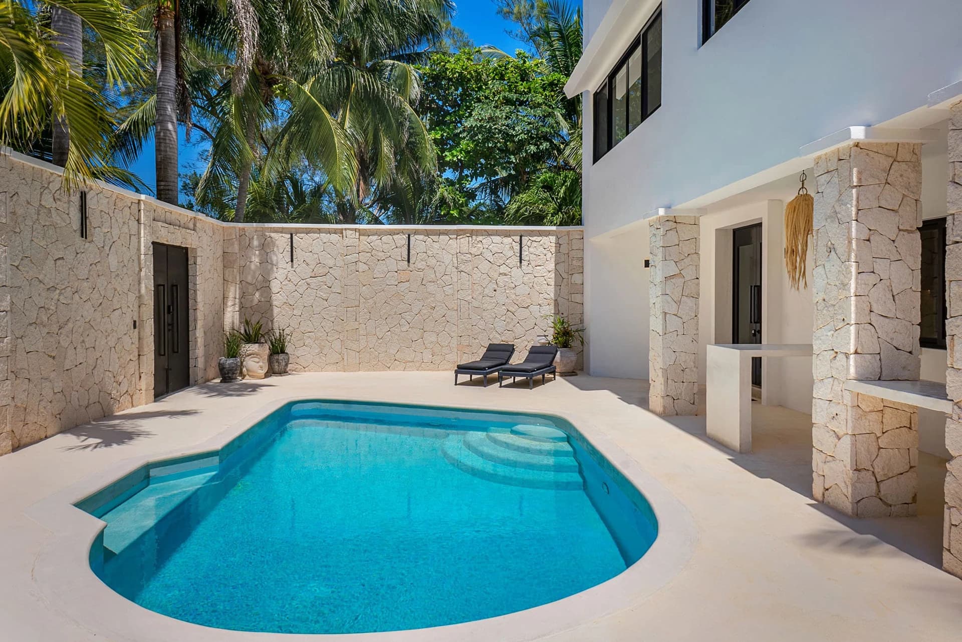Bahia Tankah 5 Bedroom Beachfront Villa - photo 31