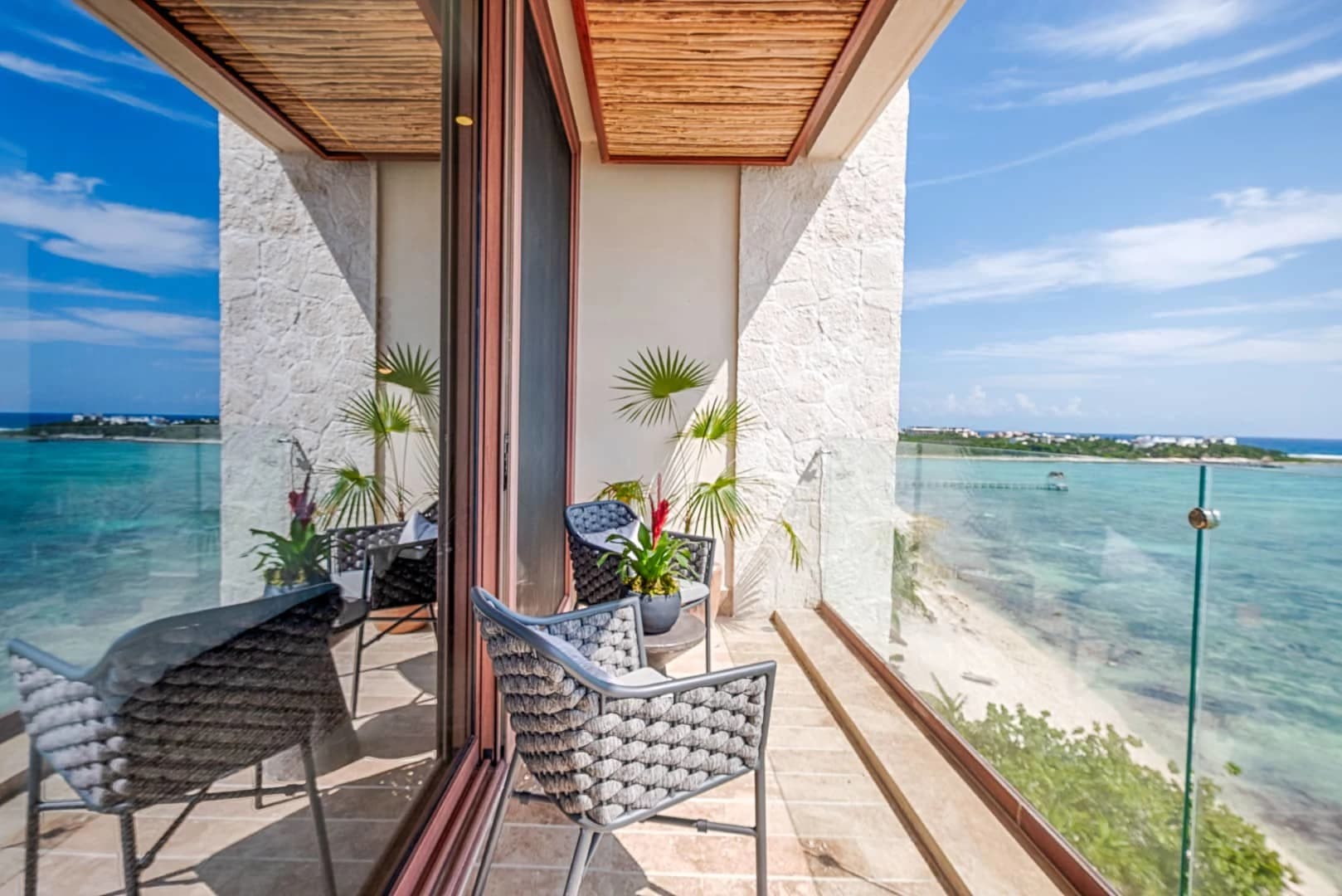 Kaoba 3 Bedroom Beachfront Penthouse - photo 34