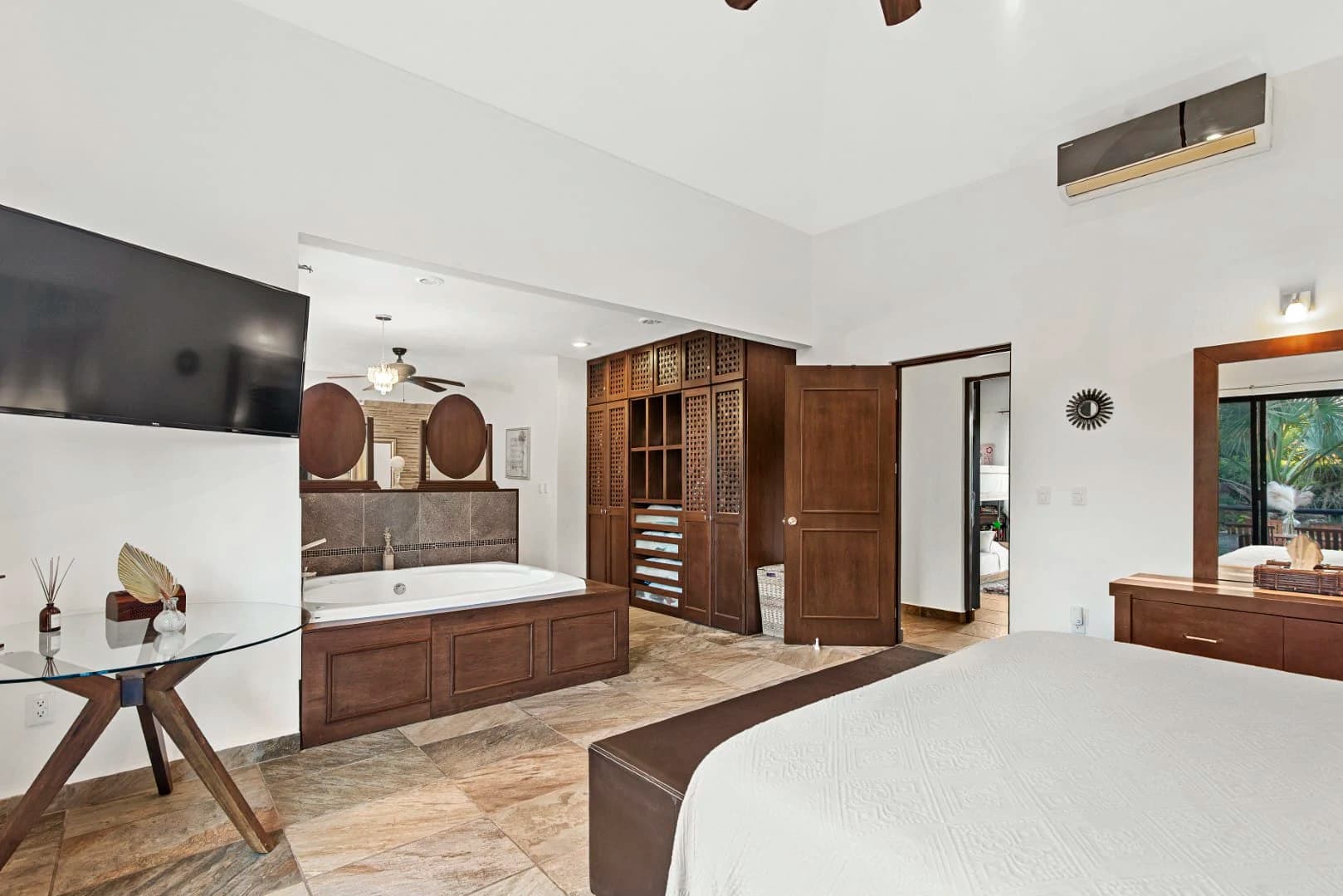 Villa Victoria 4 Bedroom Home - photo 36