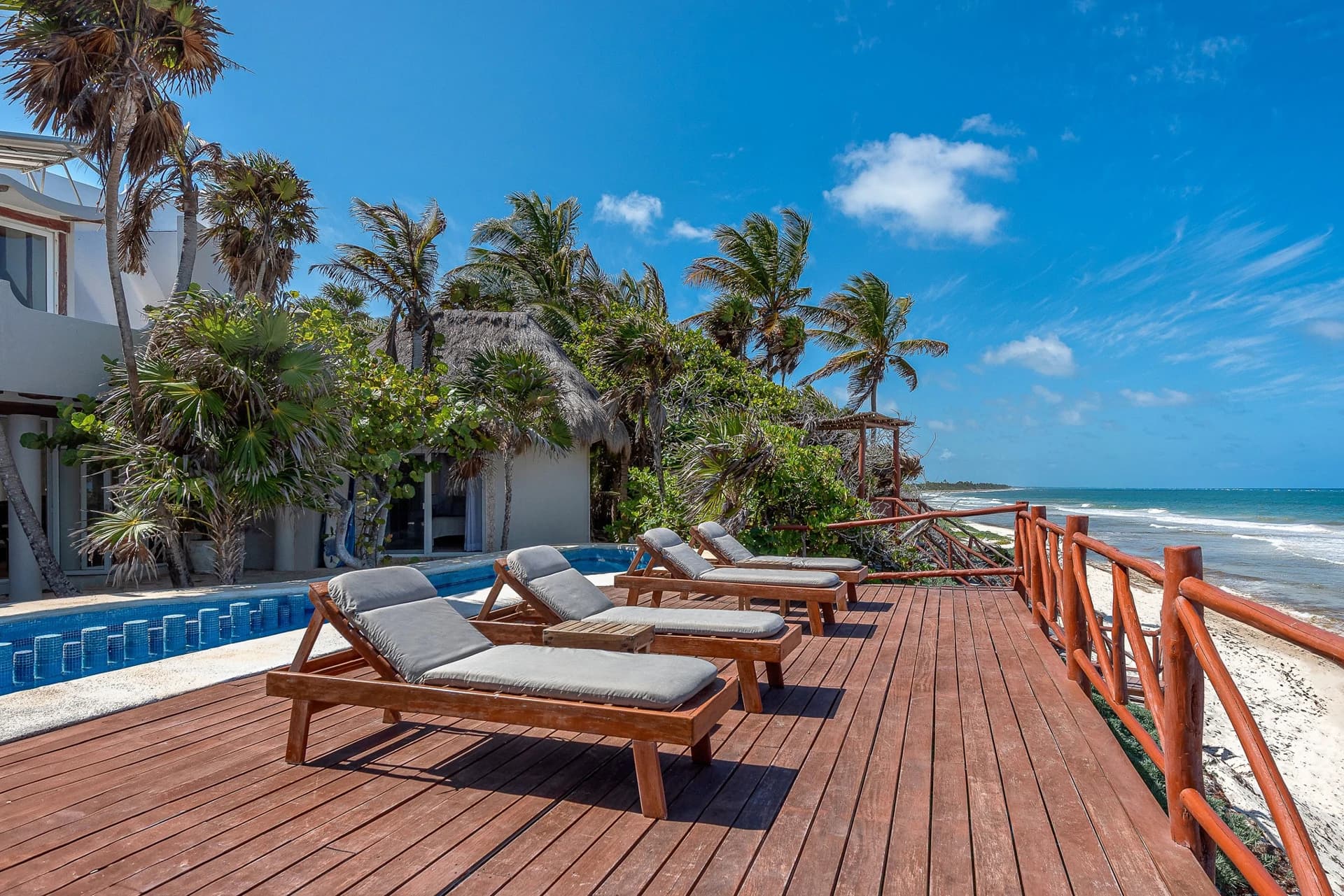 Casa Sofia 5 Bedroom Beachfront Villa - photo 36