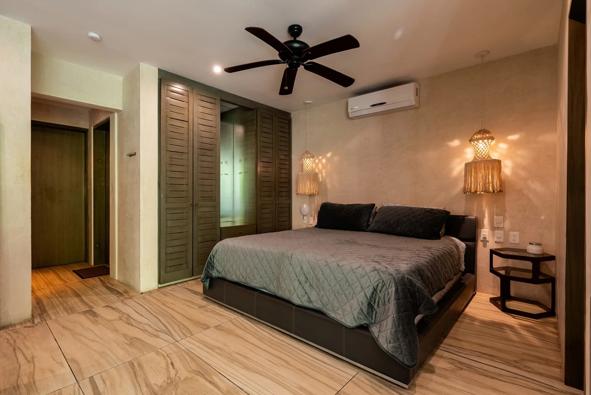 Multi-Unit: 3 Condos + Commercial Space - photo 48