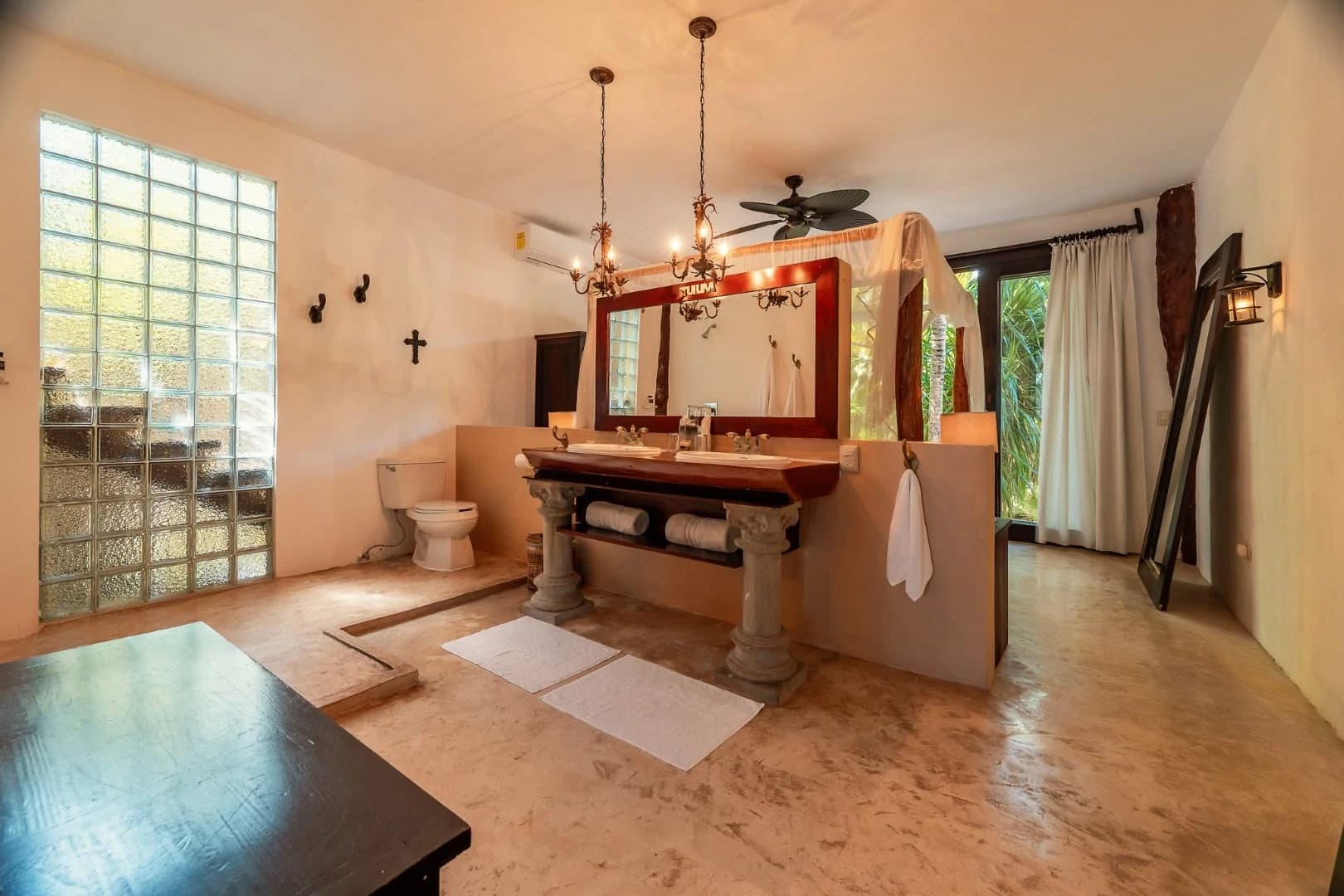 Casa Chic 7 Bedroom Beachfront Villa - photo 87