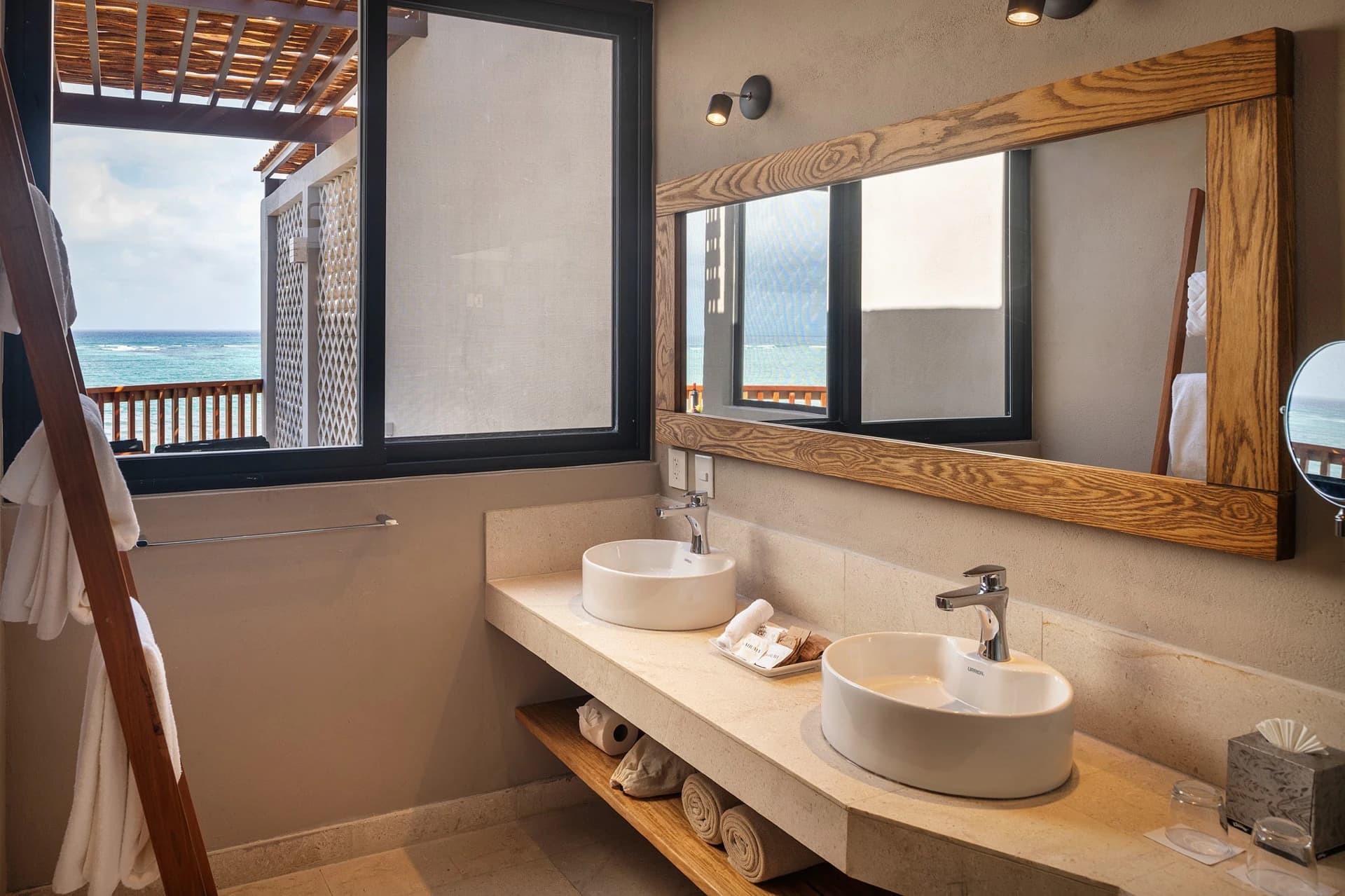 Tankah Bay 21 Room Beachfront Hotel - photo 26
