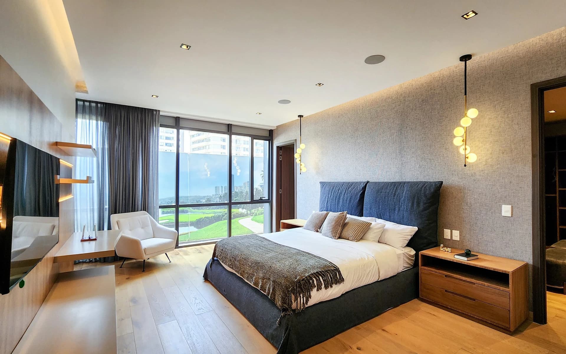 Sky View 3 Bedroom Condo - photo 15