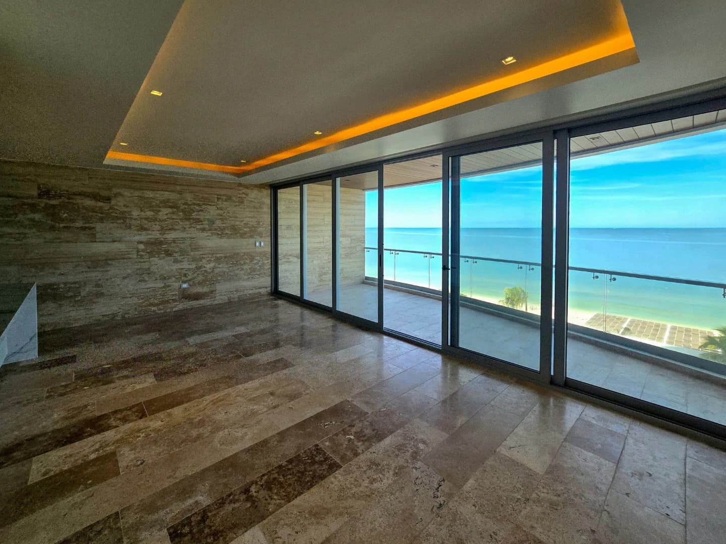 Catavento 3 Bedroom Beachfront Condo - photo 6